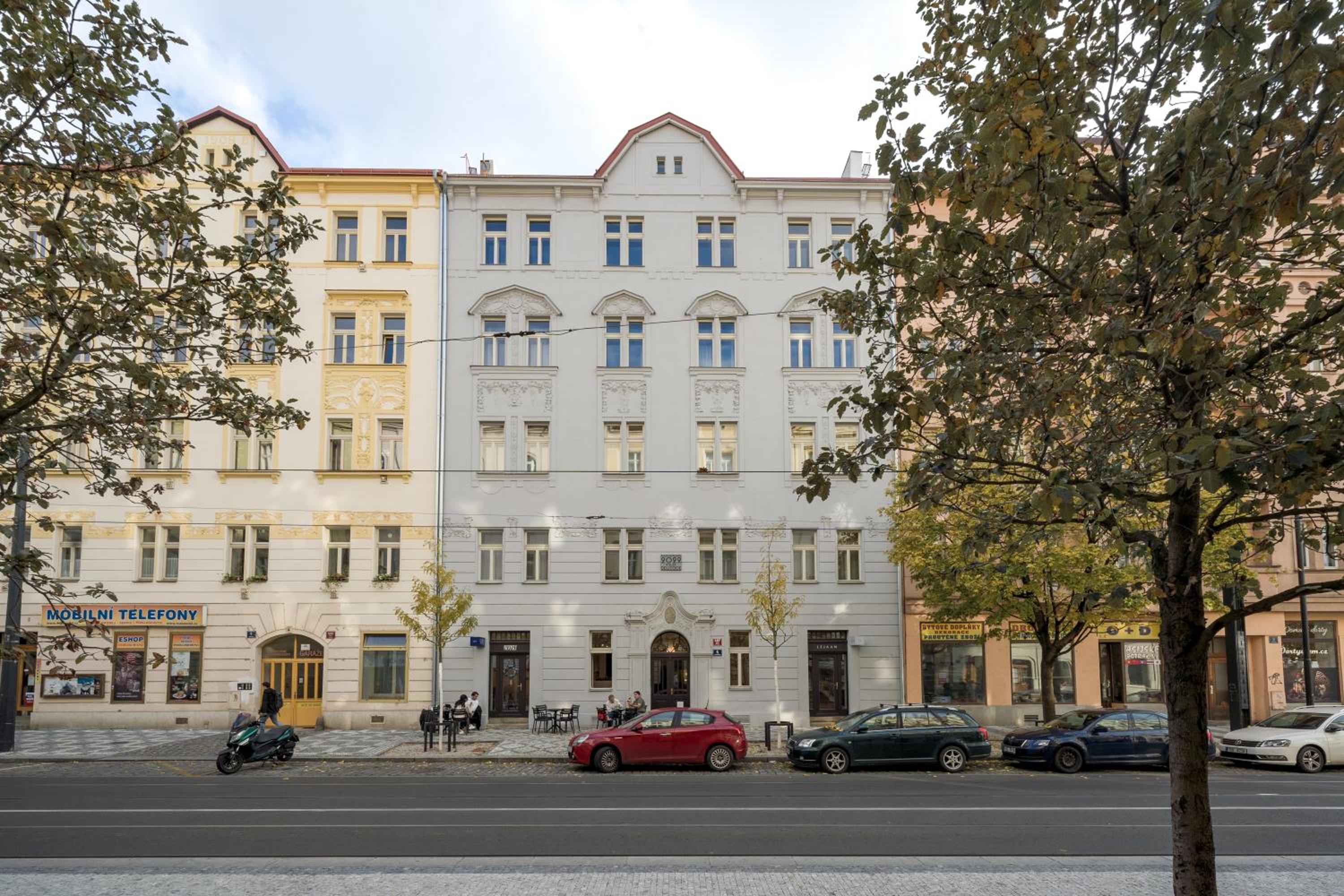 Prague Days - One bedroom newly renovated apartment with workspace and Netflix