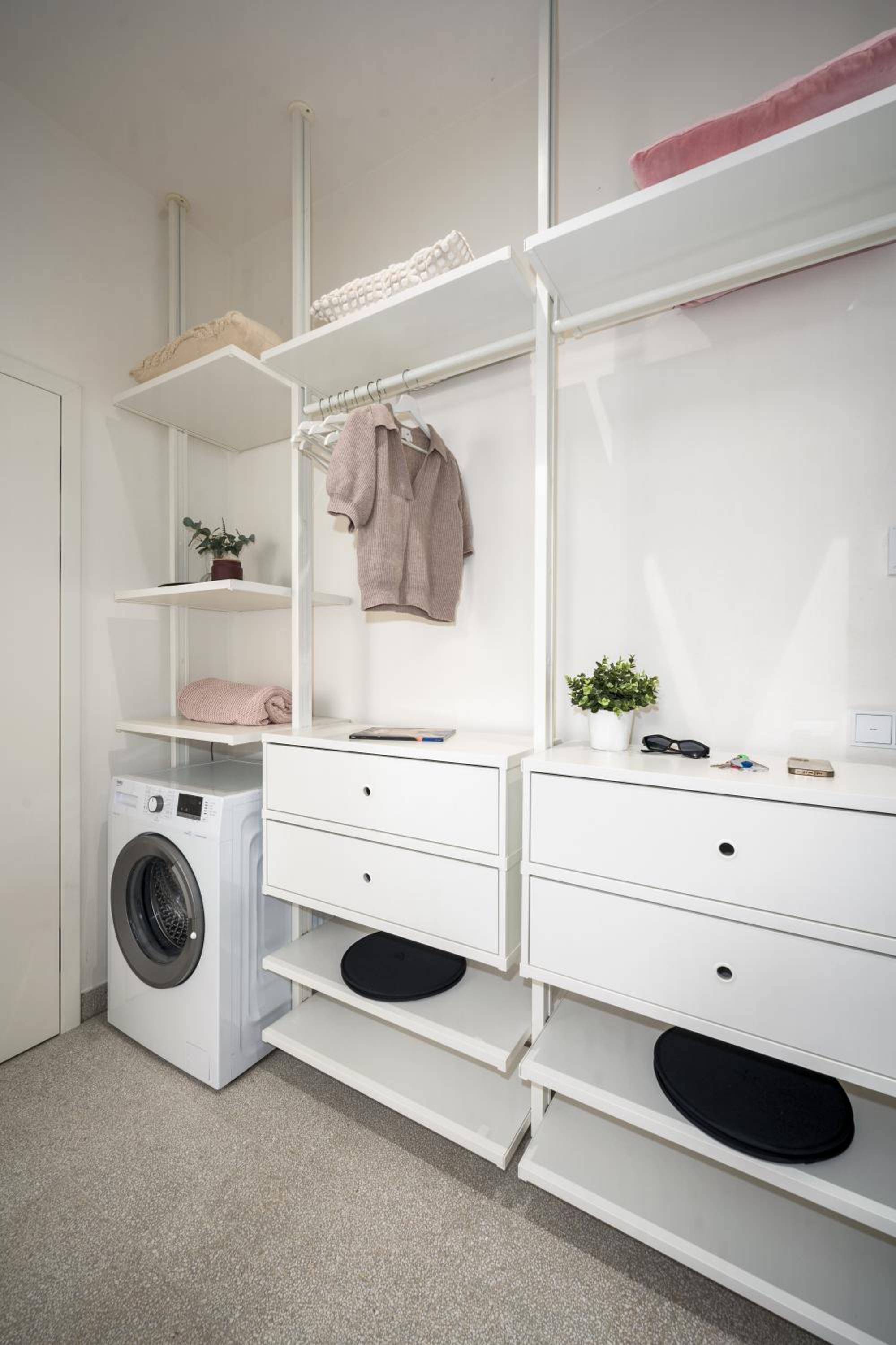 Prague Days - One bedroom newly renovated apartment with workspace and Netflix