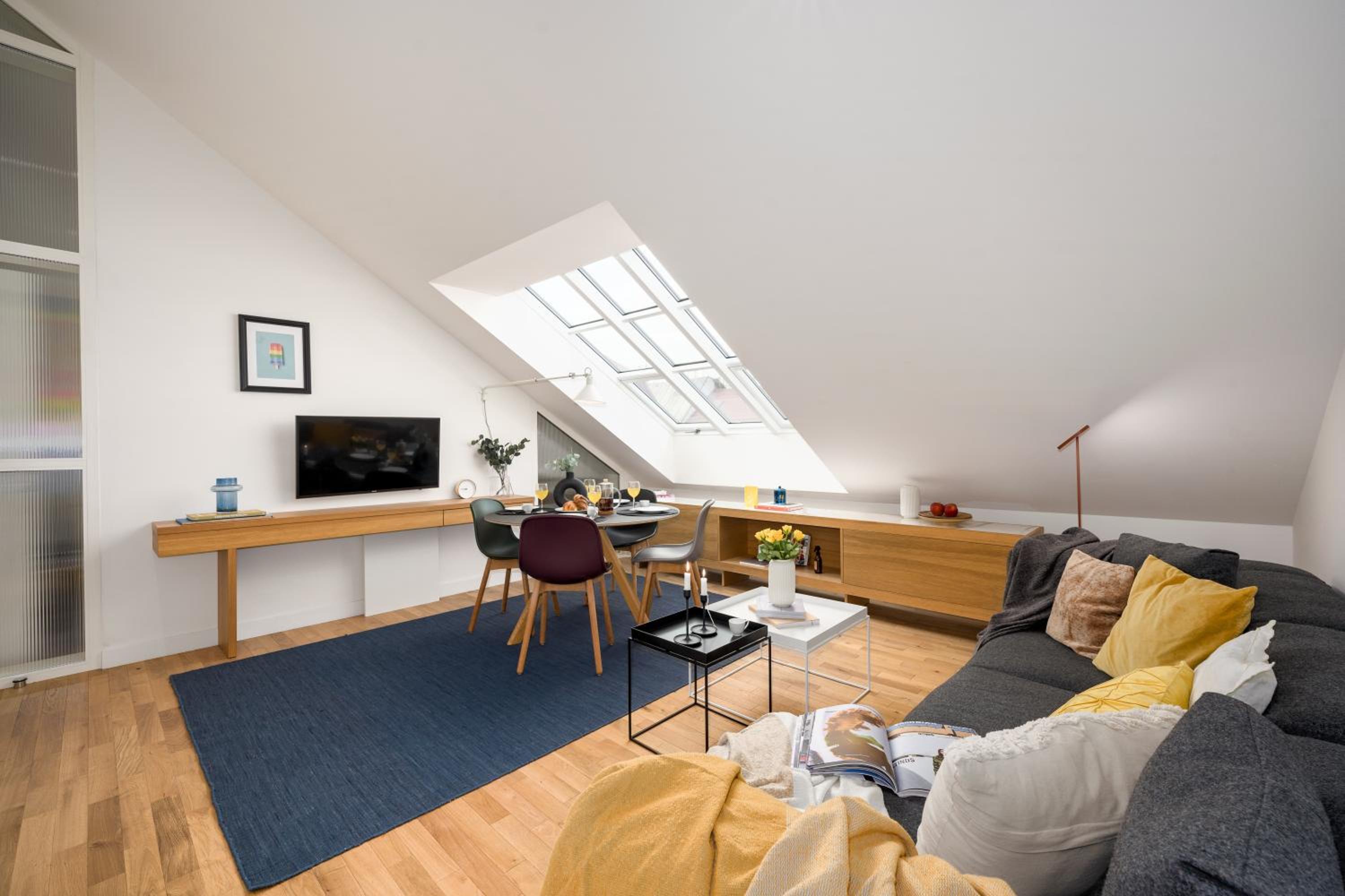 Prague Days - One bedroom newly renovated apartment with workspace and Netflix