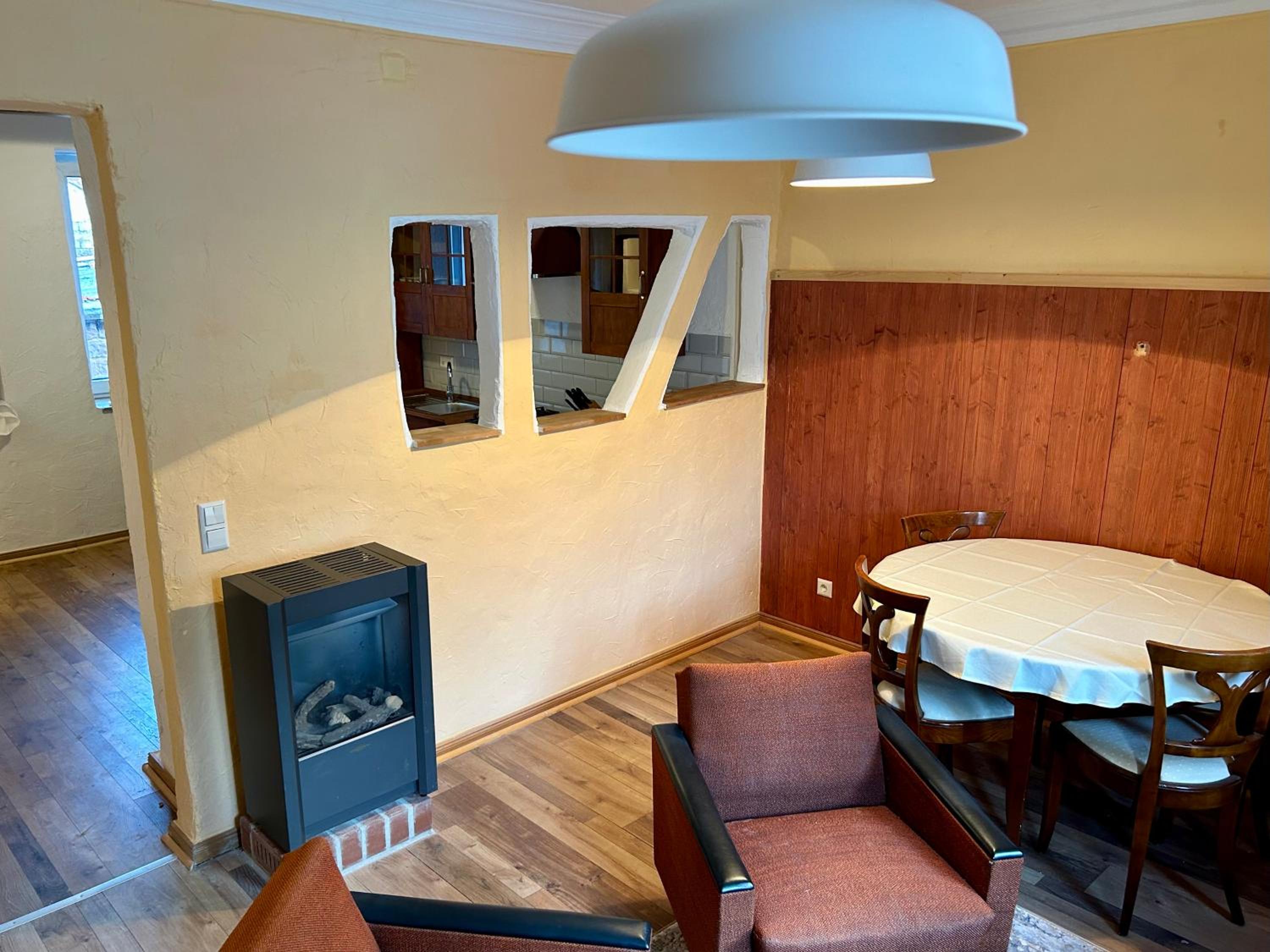 Stilvolles City Haus mit 2 Bädern & Parkplatz, 75 qm Innenstadt