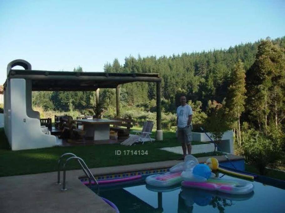 Vichuquen lago, casa para 2 familias con Piscina