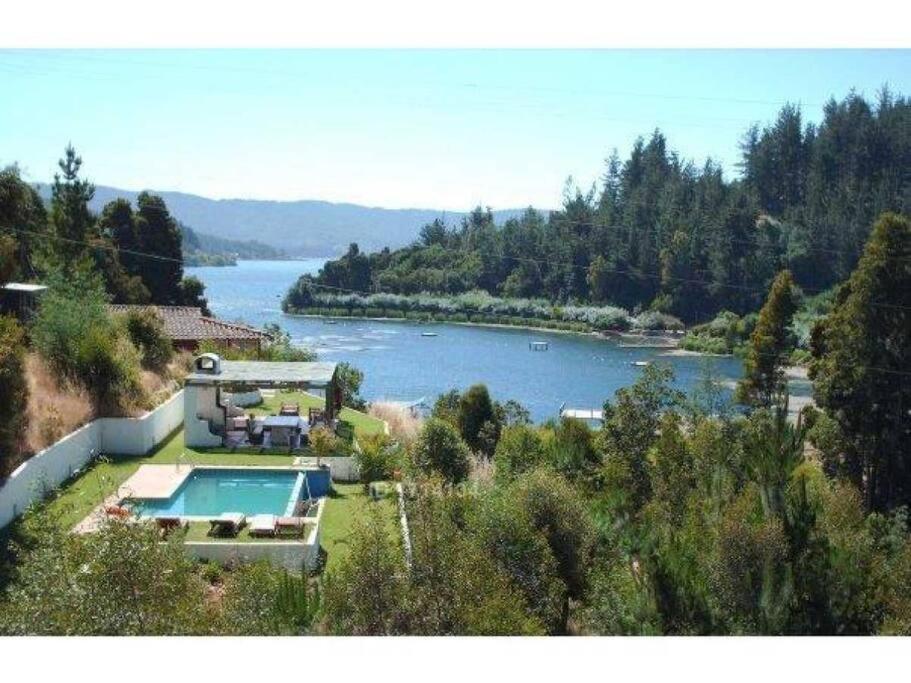 Vichuquen lago, casa para 2 familias con Piscina