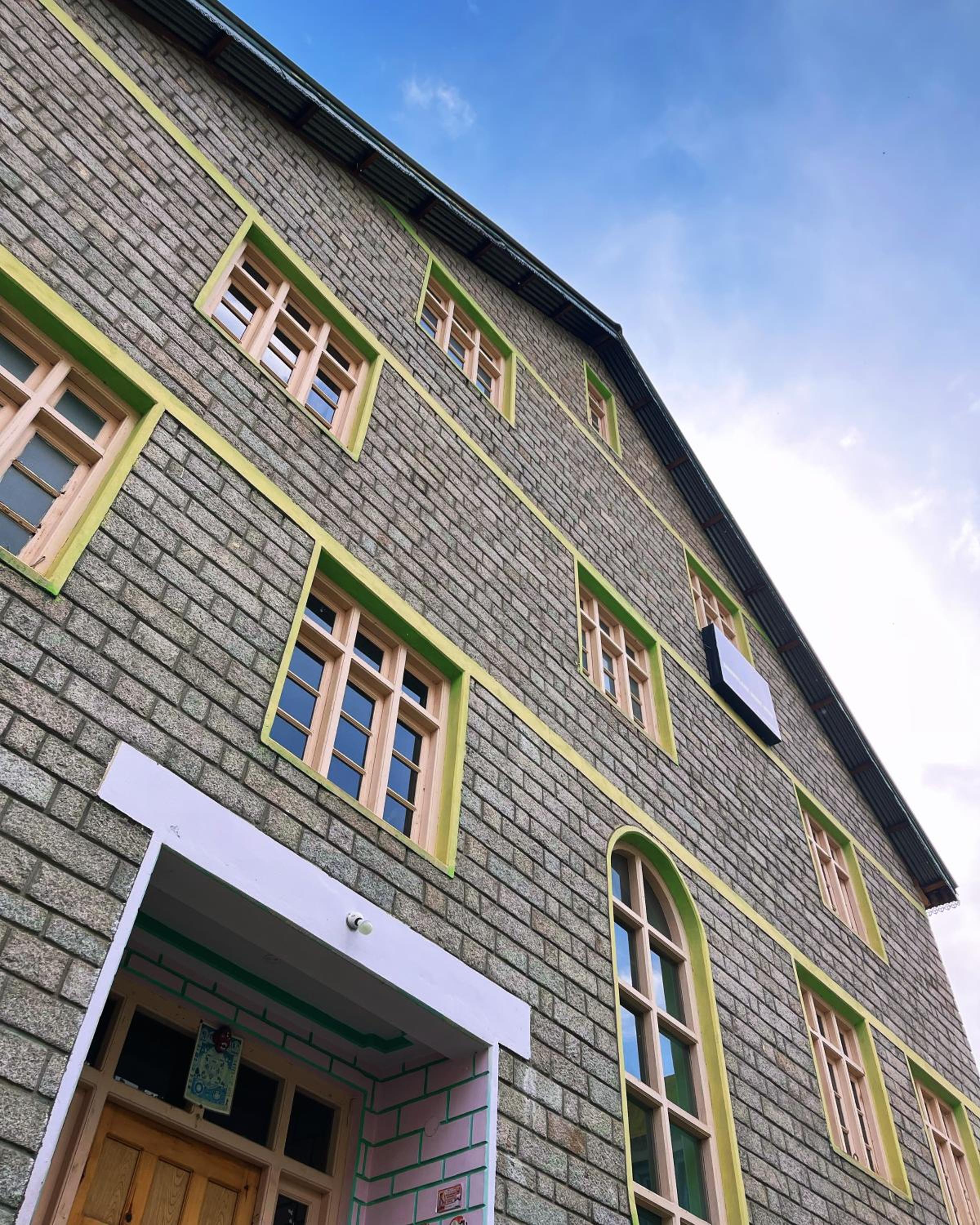 SNOWFLAKE Homestay