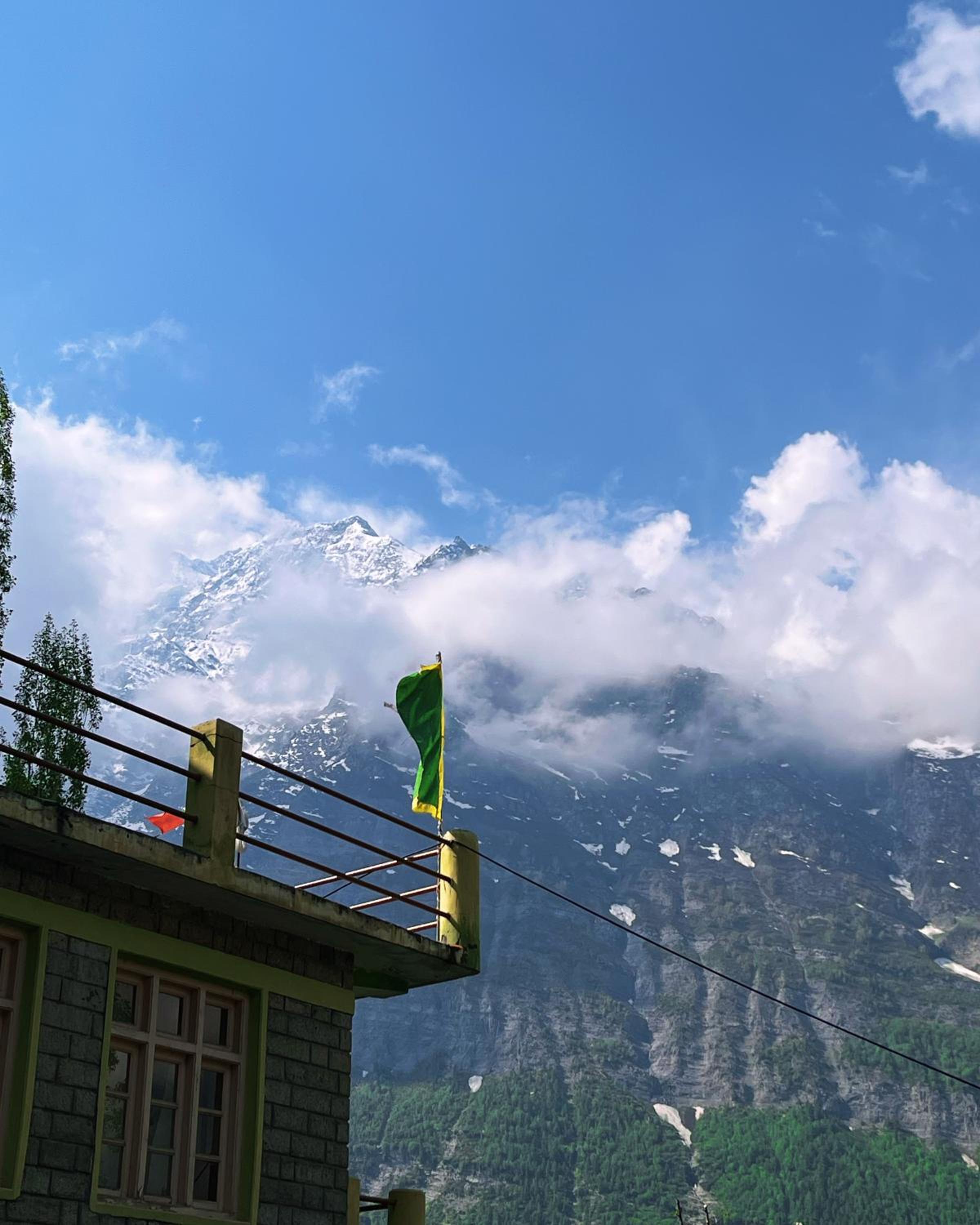SNOWFLAKE Homestay