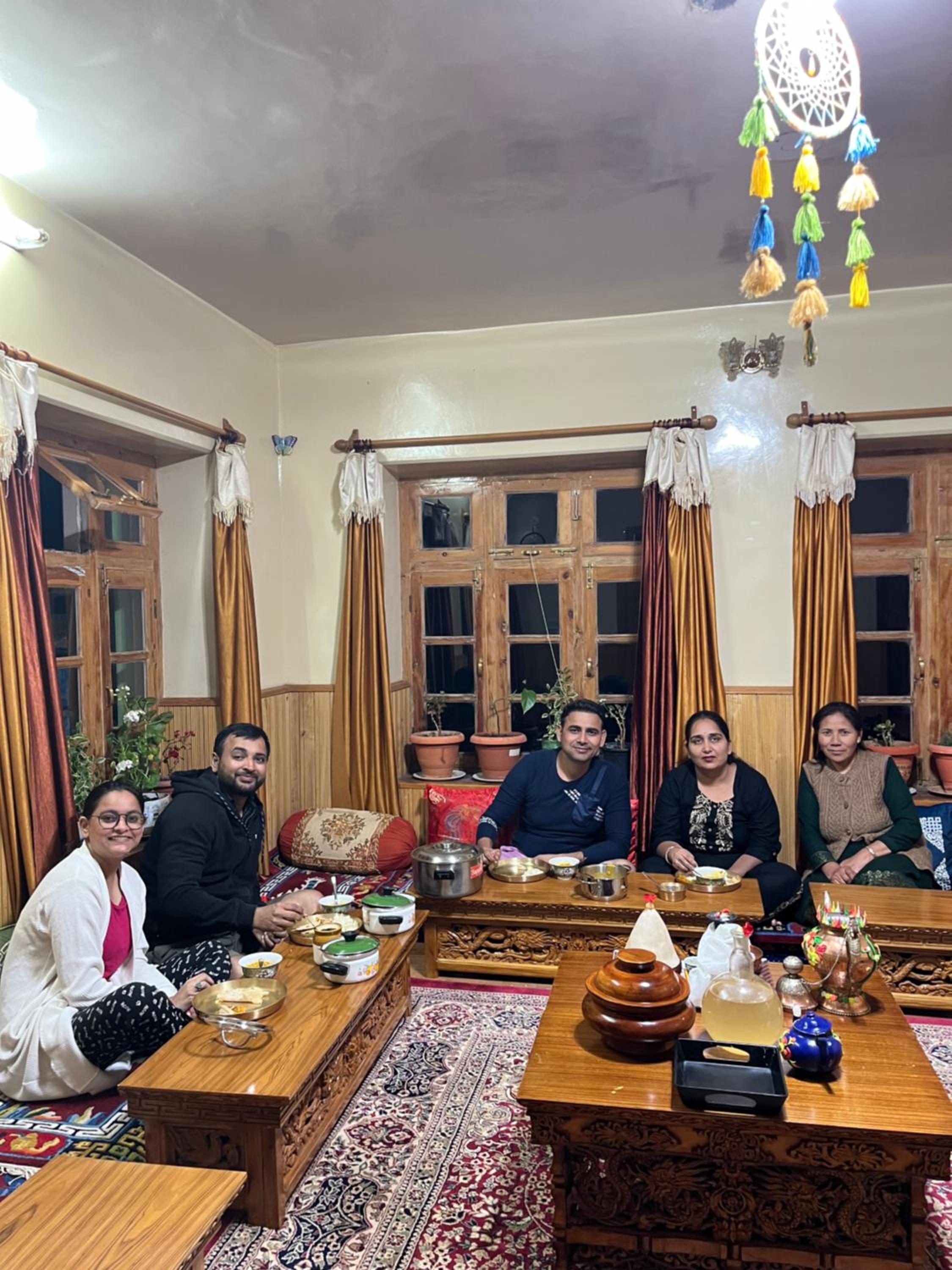 SNOWFLAKE Homestay