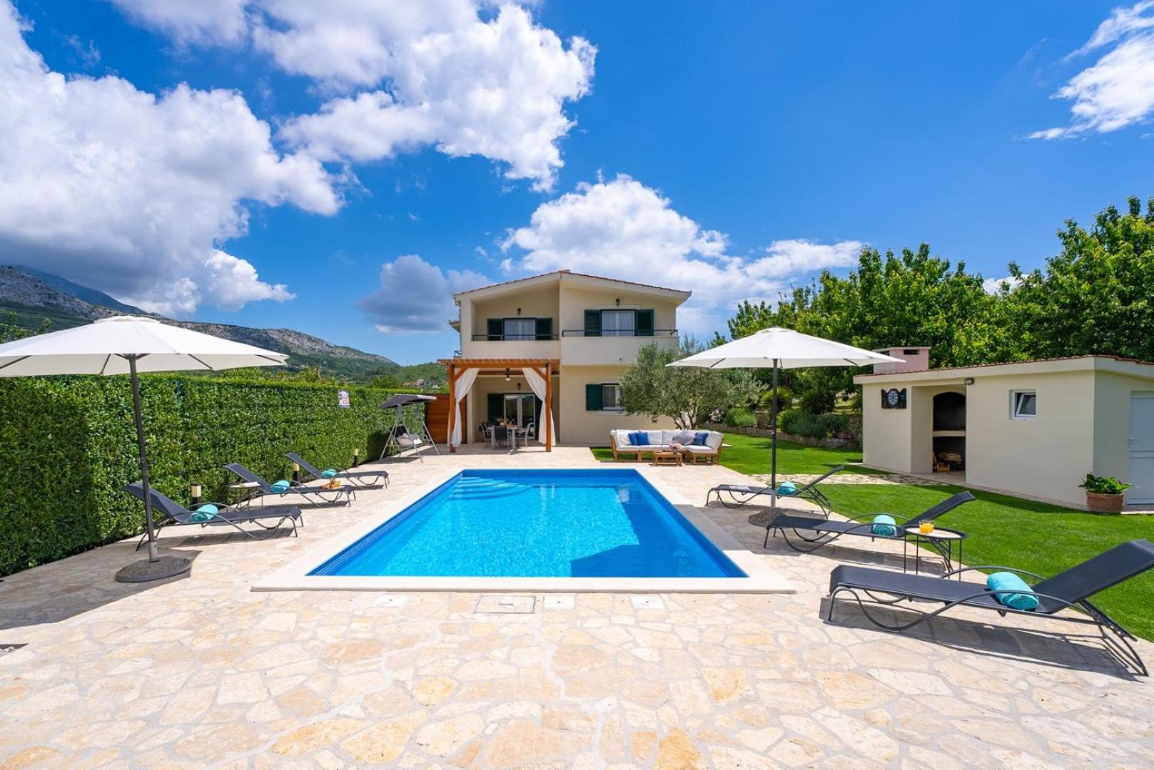 VILLA ROKO with 4 bedrooms, 32sqm heated pool view 3