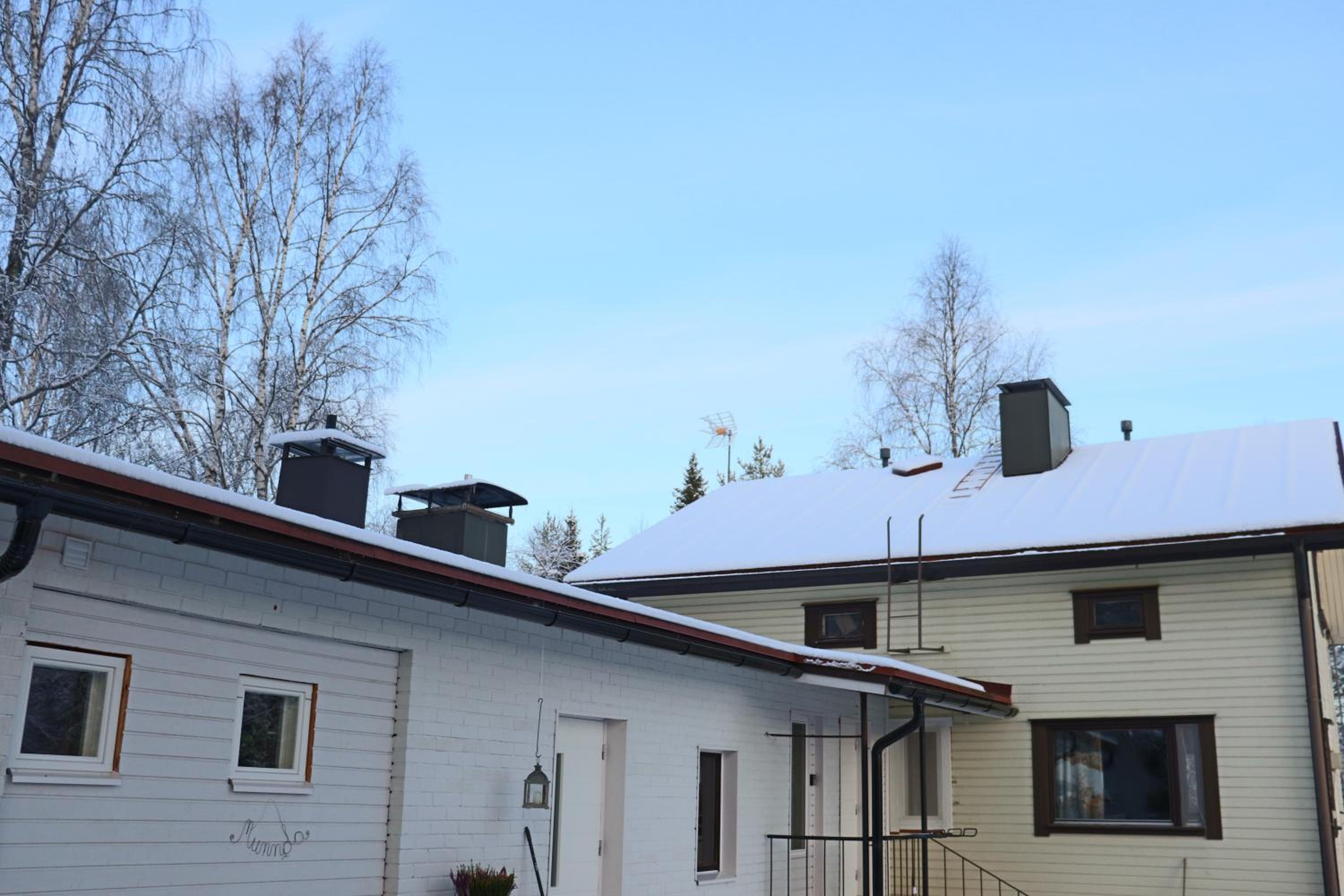 Cozy villa near Santa Park