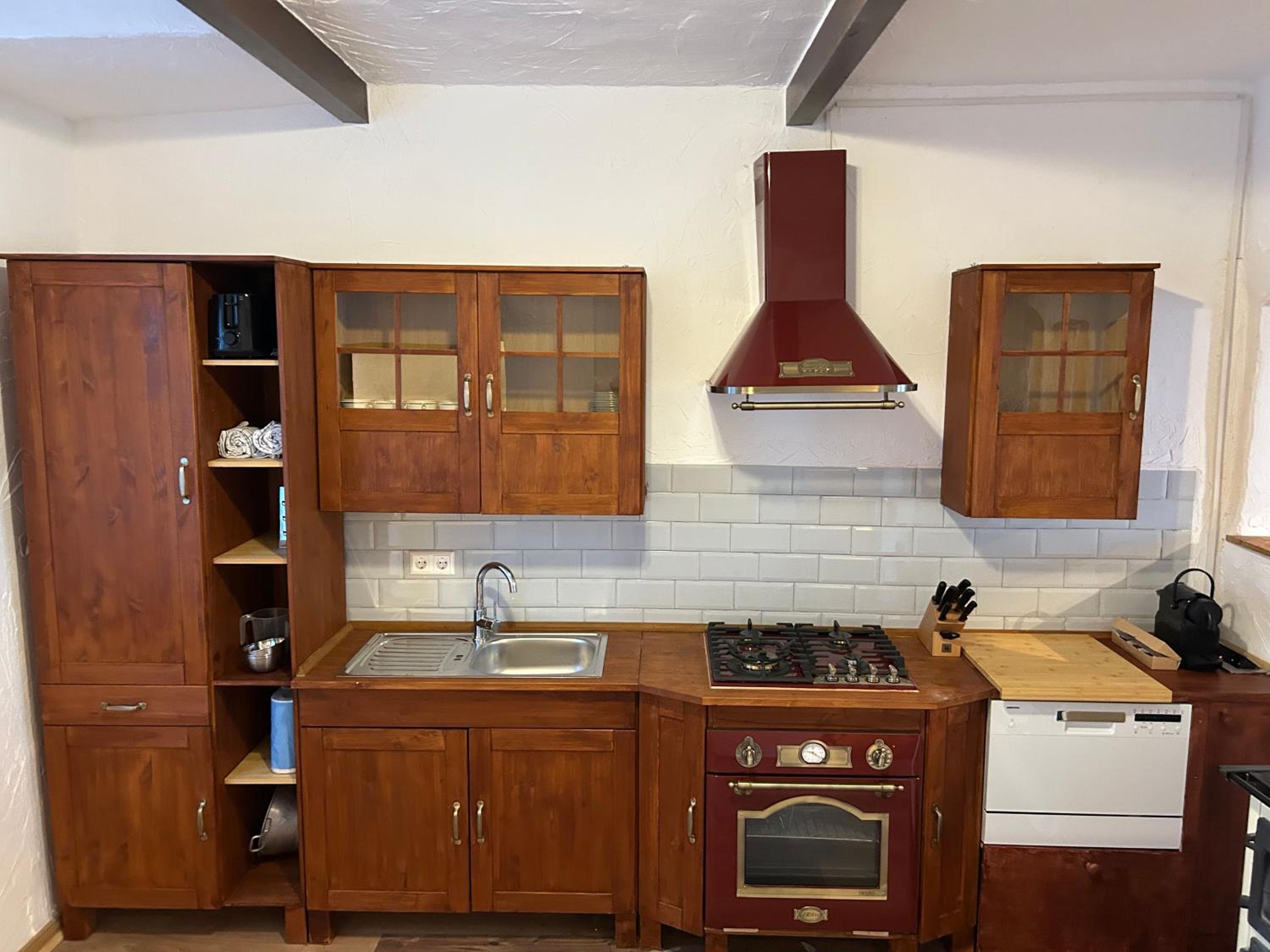 Stilvolles City Haus mit 2 Bädern & Parkplatz, 75 qm Innenstadt