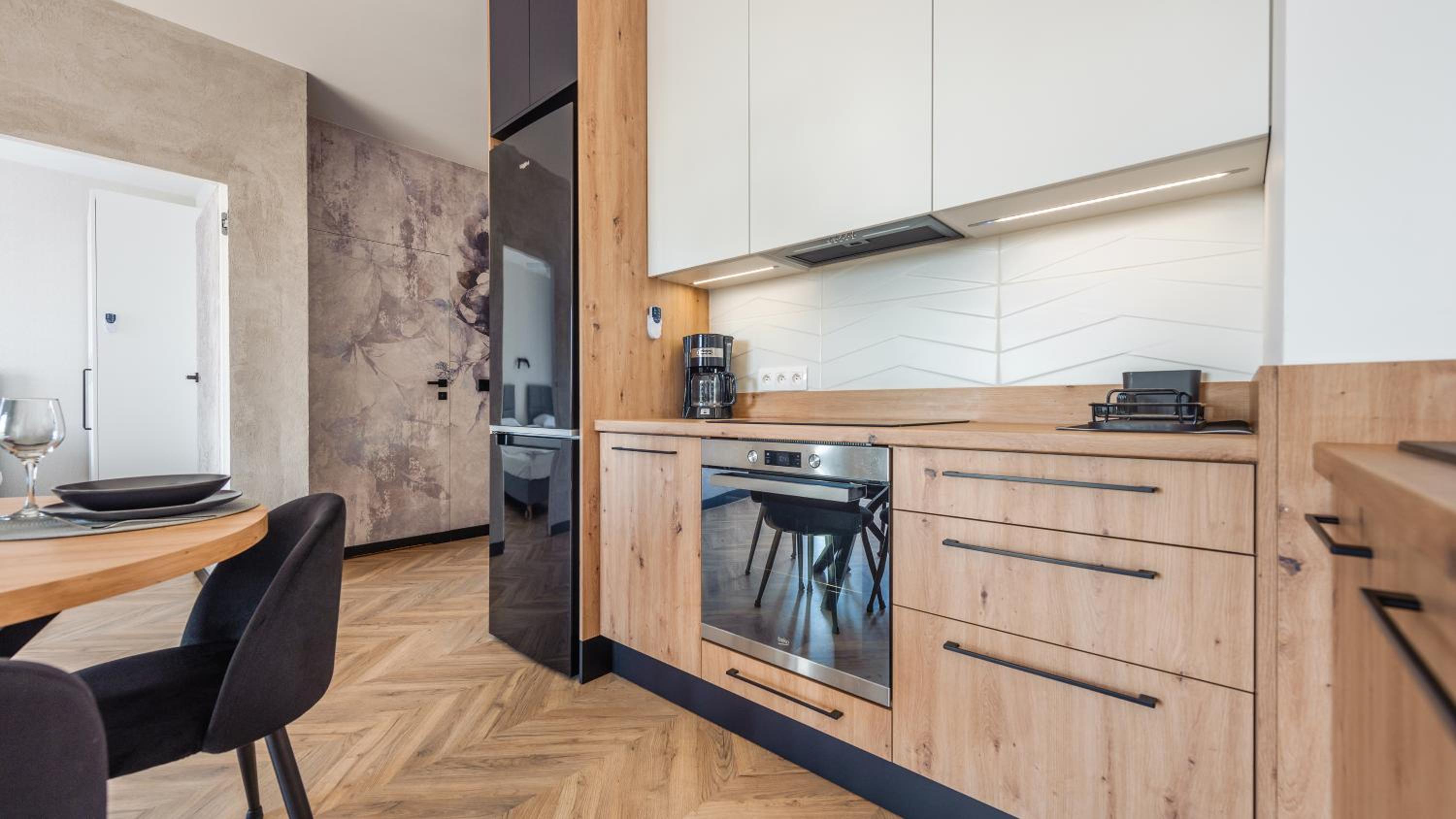 Flatbook - City Center Apartments Doki Living