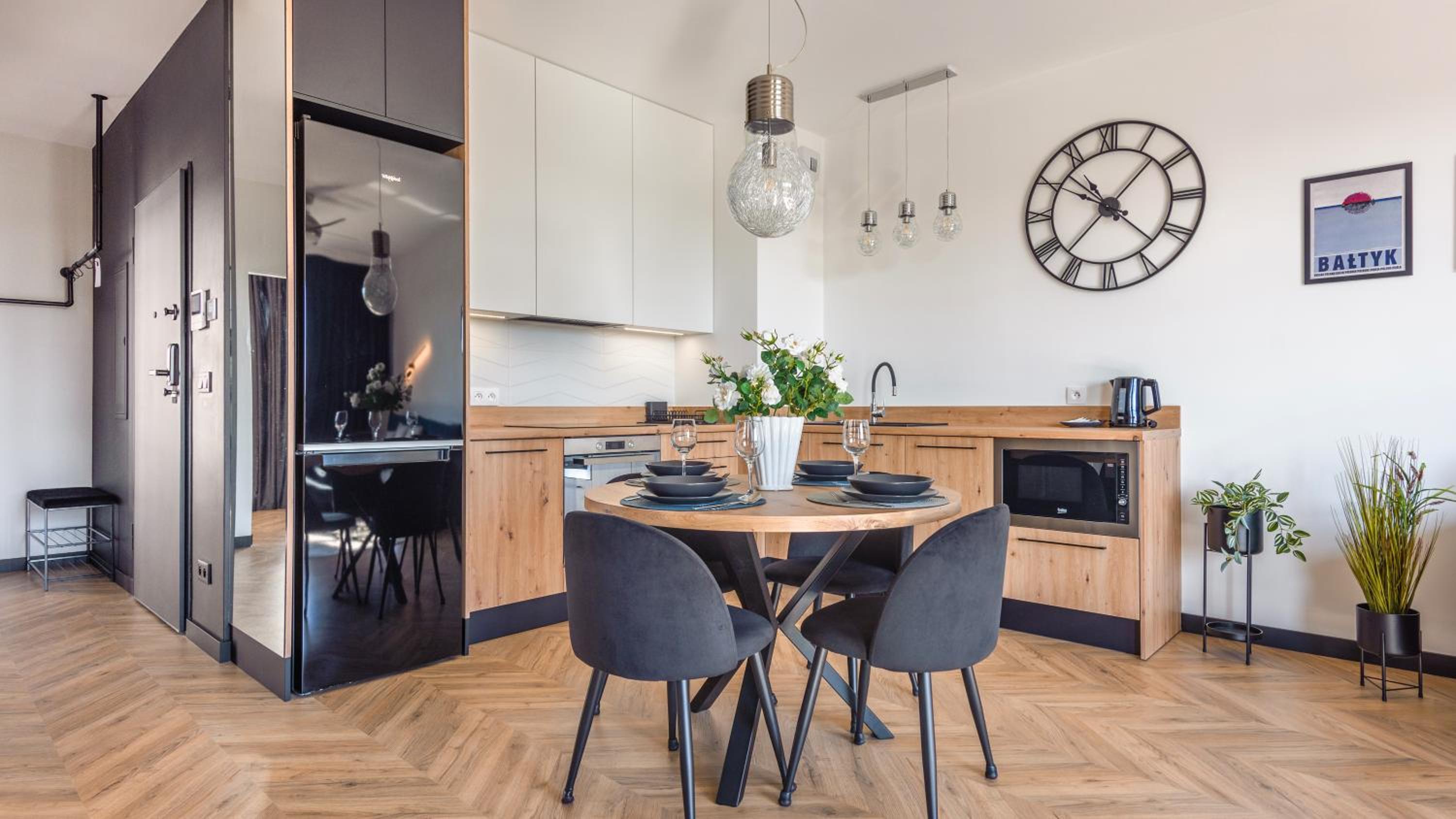 Flatbook - City Center Apartments Doki Living