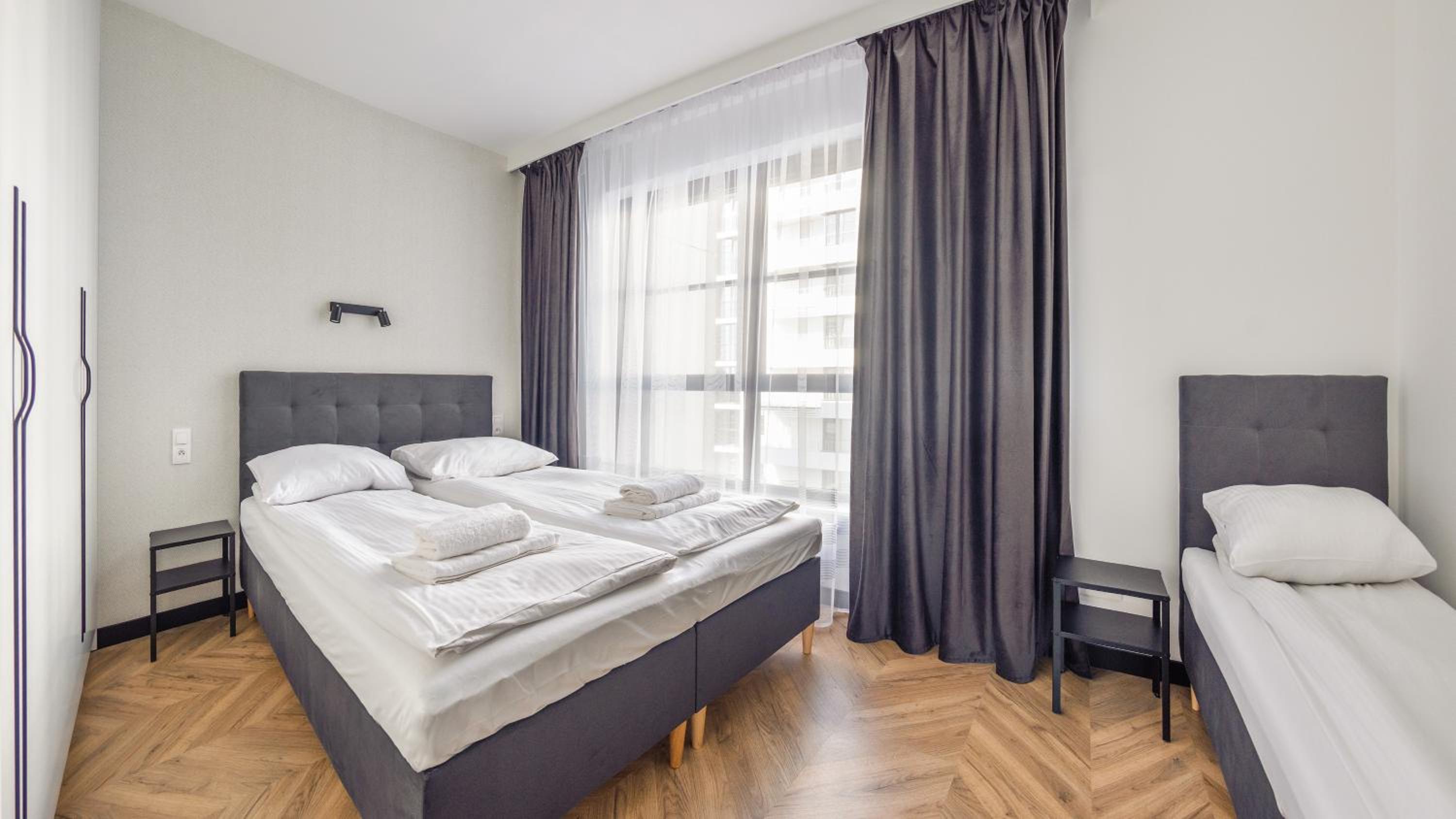 Flatbook - City Center Apartments Doki Living