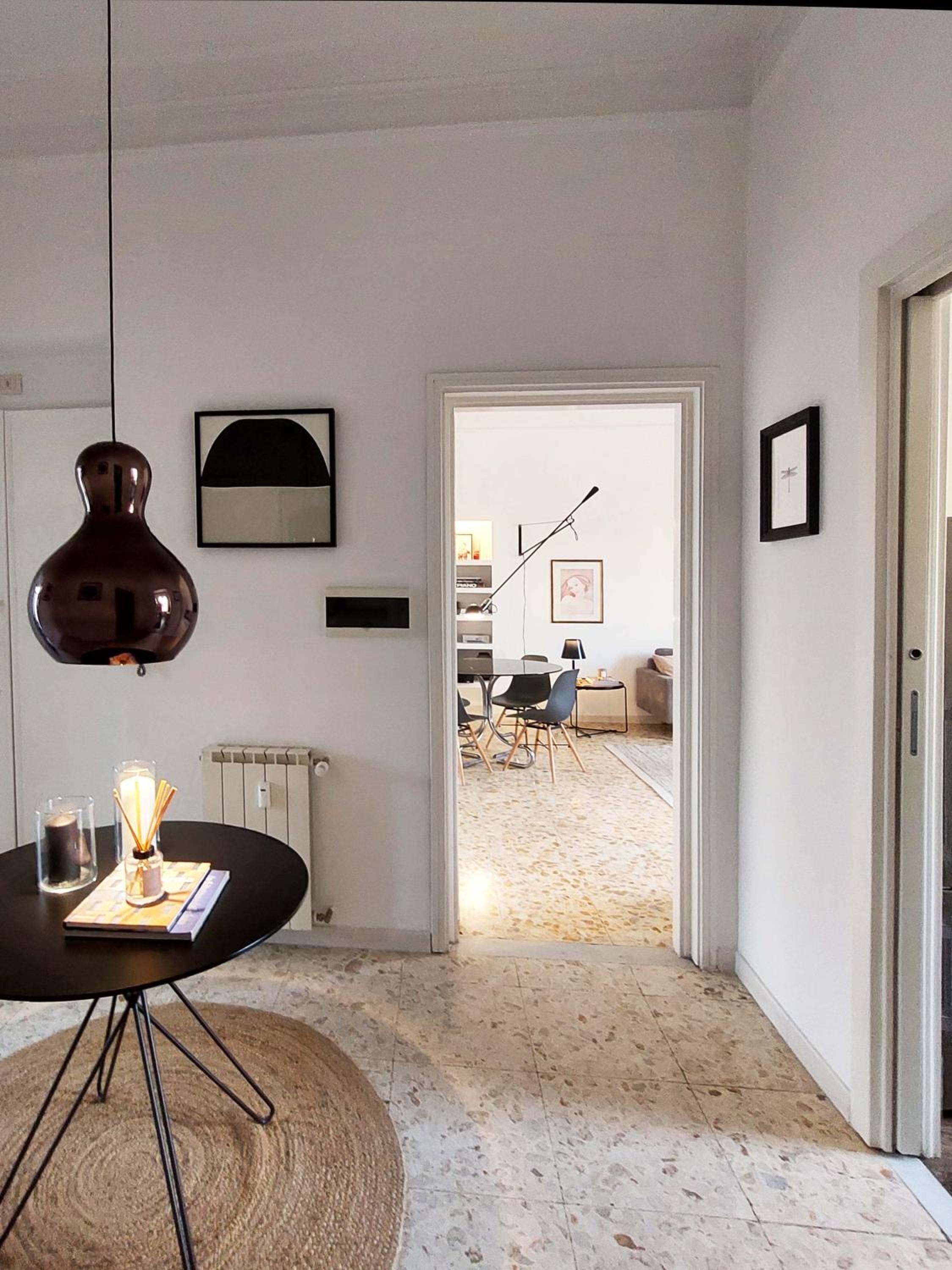 E37CharmingRooms&BalconyGarden