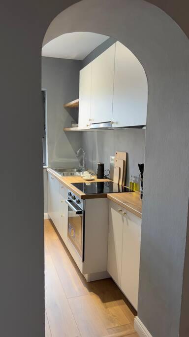 Bee Apartment 3-City Center Retreat