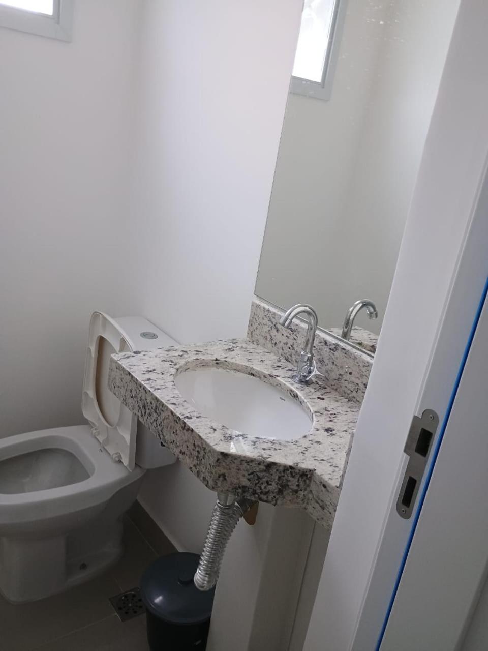 Apartamento 25 de 1 quarto aconchegante PRAIA GRANDE recém construido
