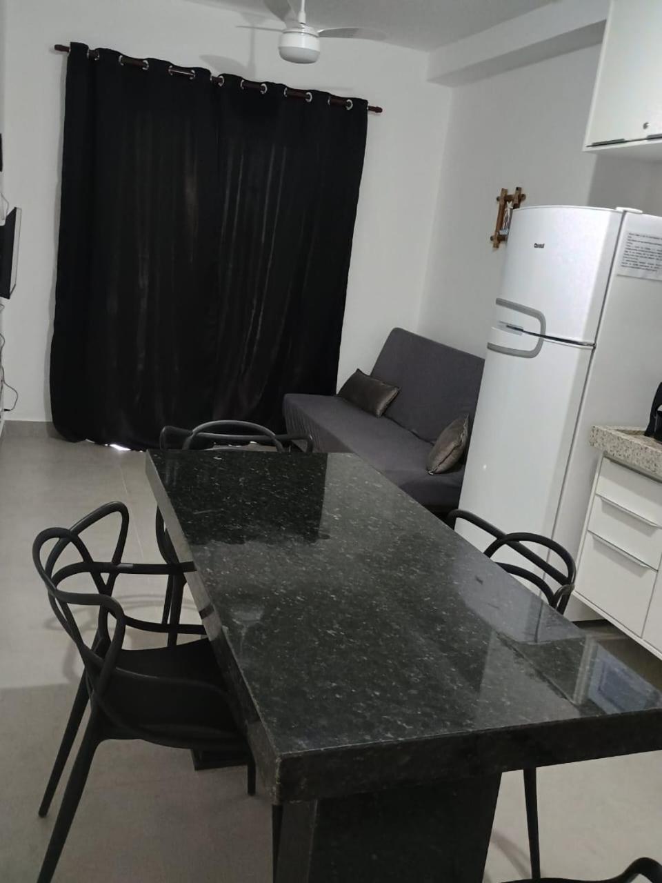 Apartamento 25 de 1 quarto aconchegante PRAIA GRANDE recém construido