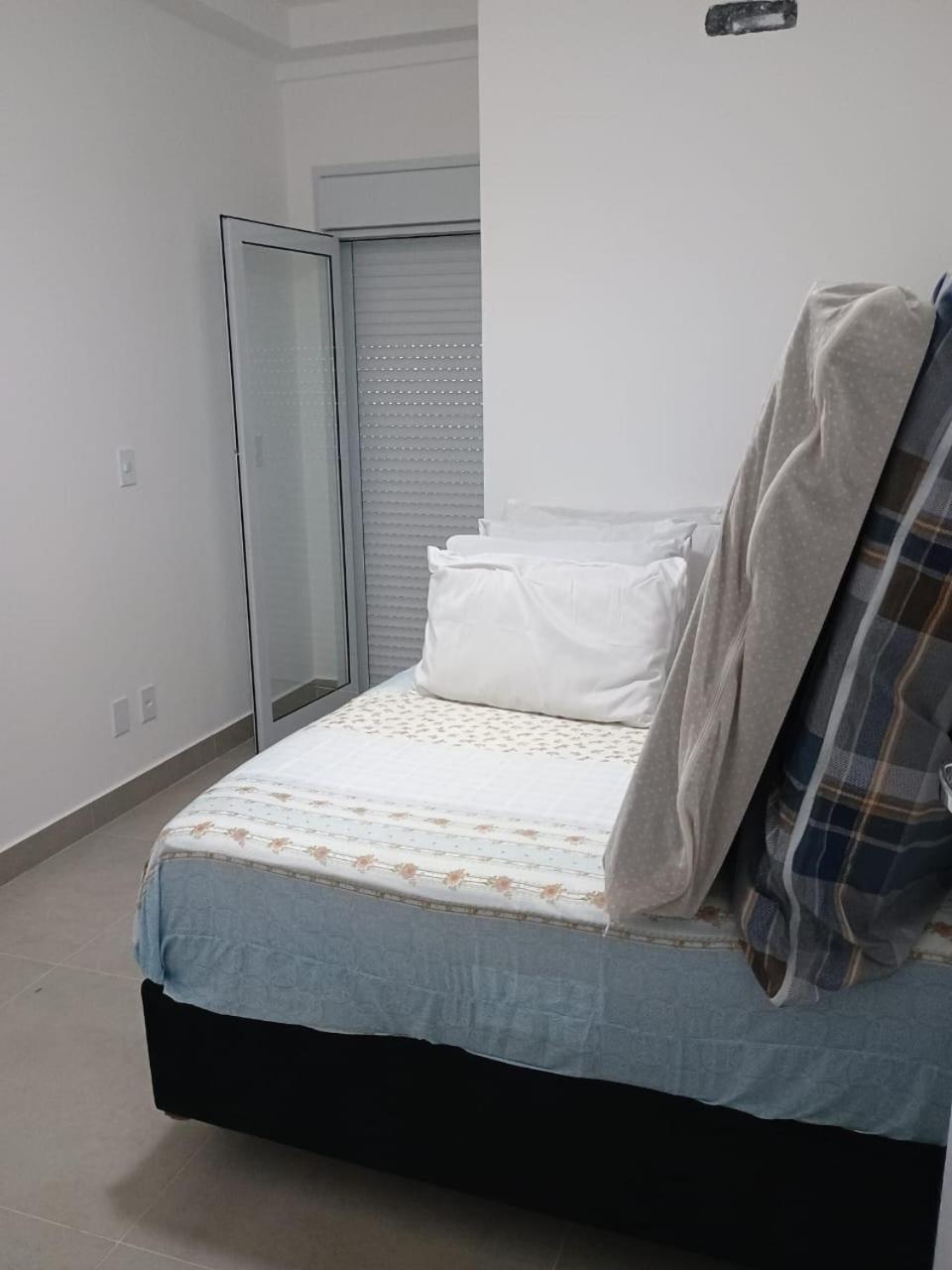 Apartamento 25 de 1 quarto aconchegante PRAIA GRANDE recém construido