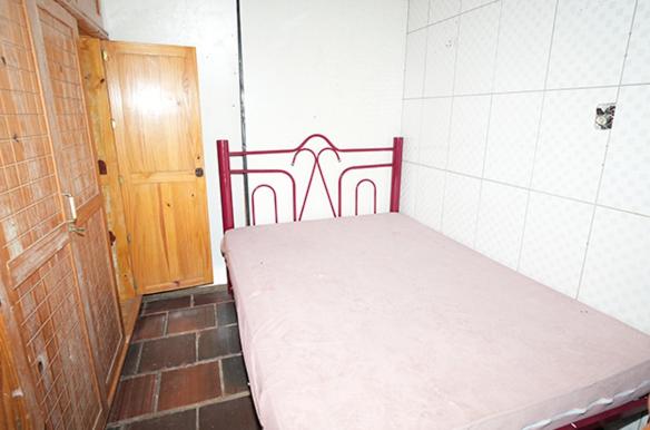 Photo 143