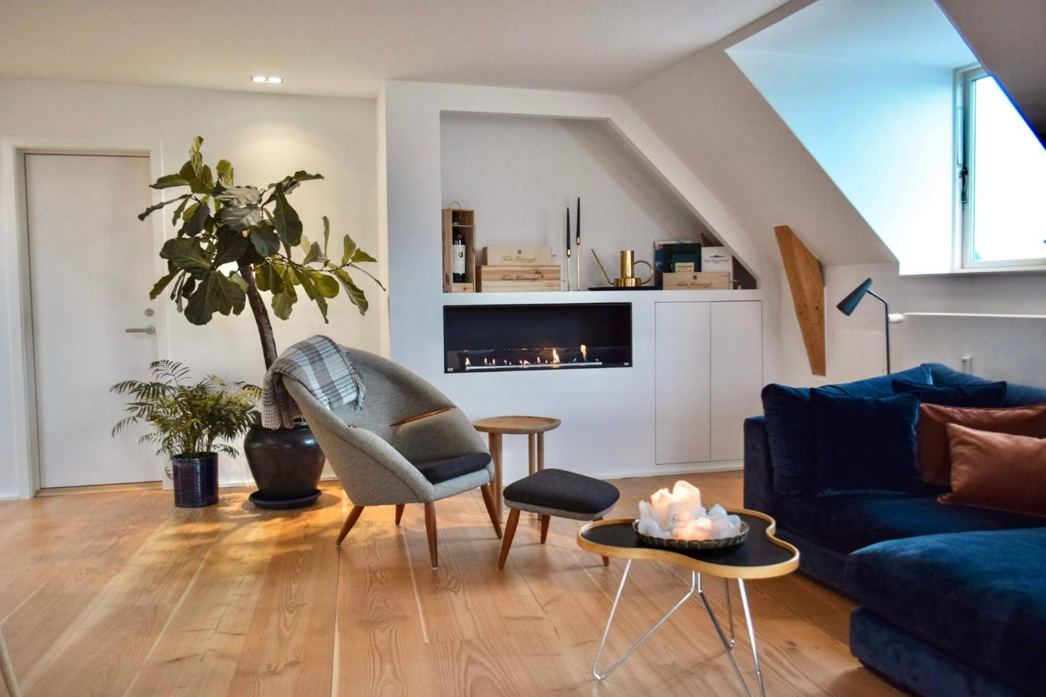 Central Penthouse with Private Rooftop Terrace