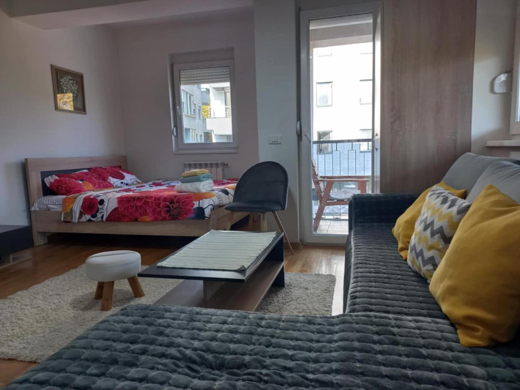 Apartment in Skopje City Center view 5