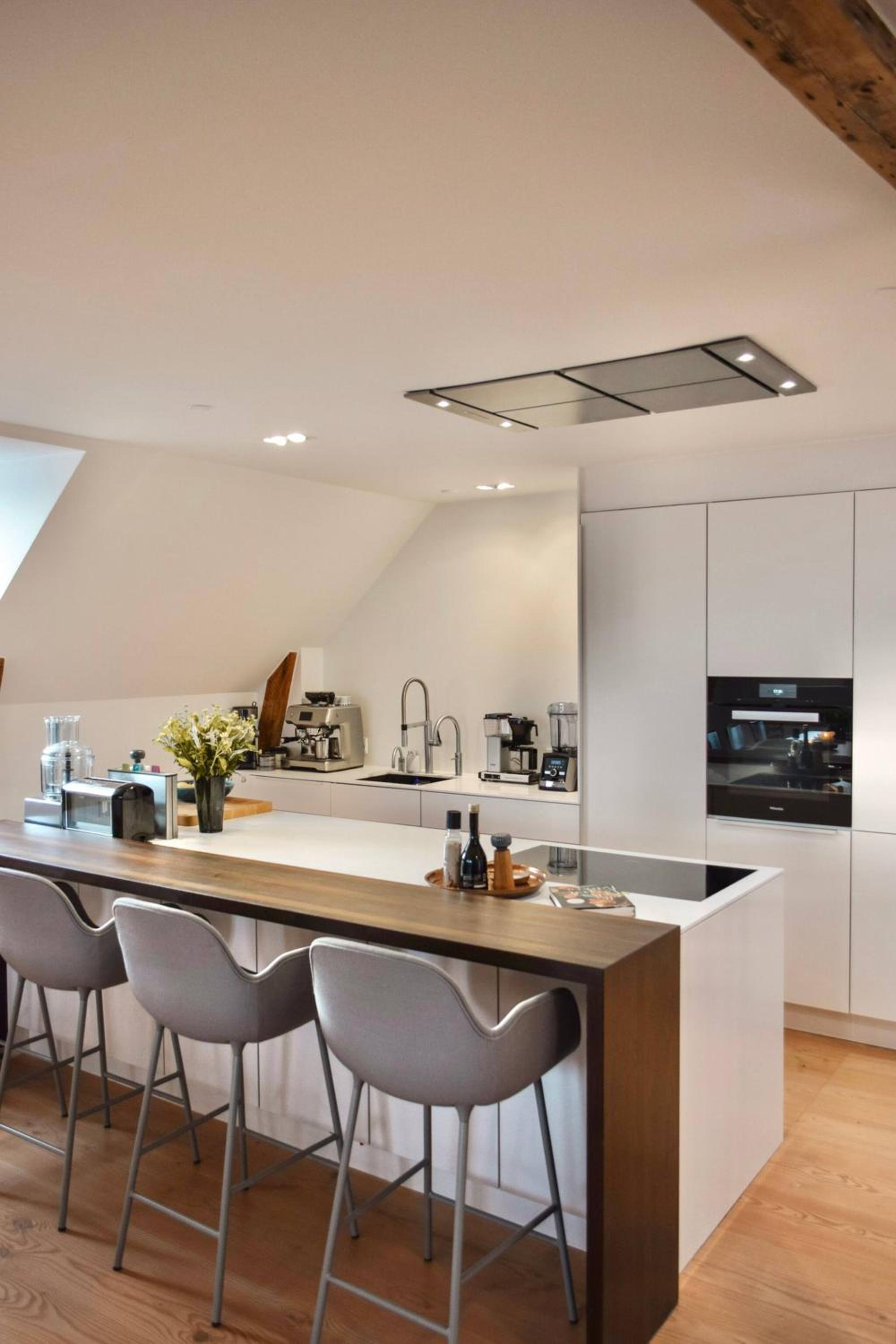 Central Penthouse with Private Rooftop Terrace