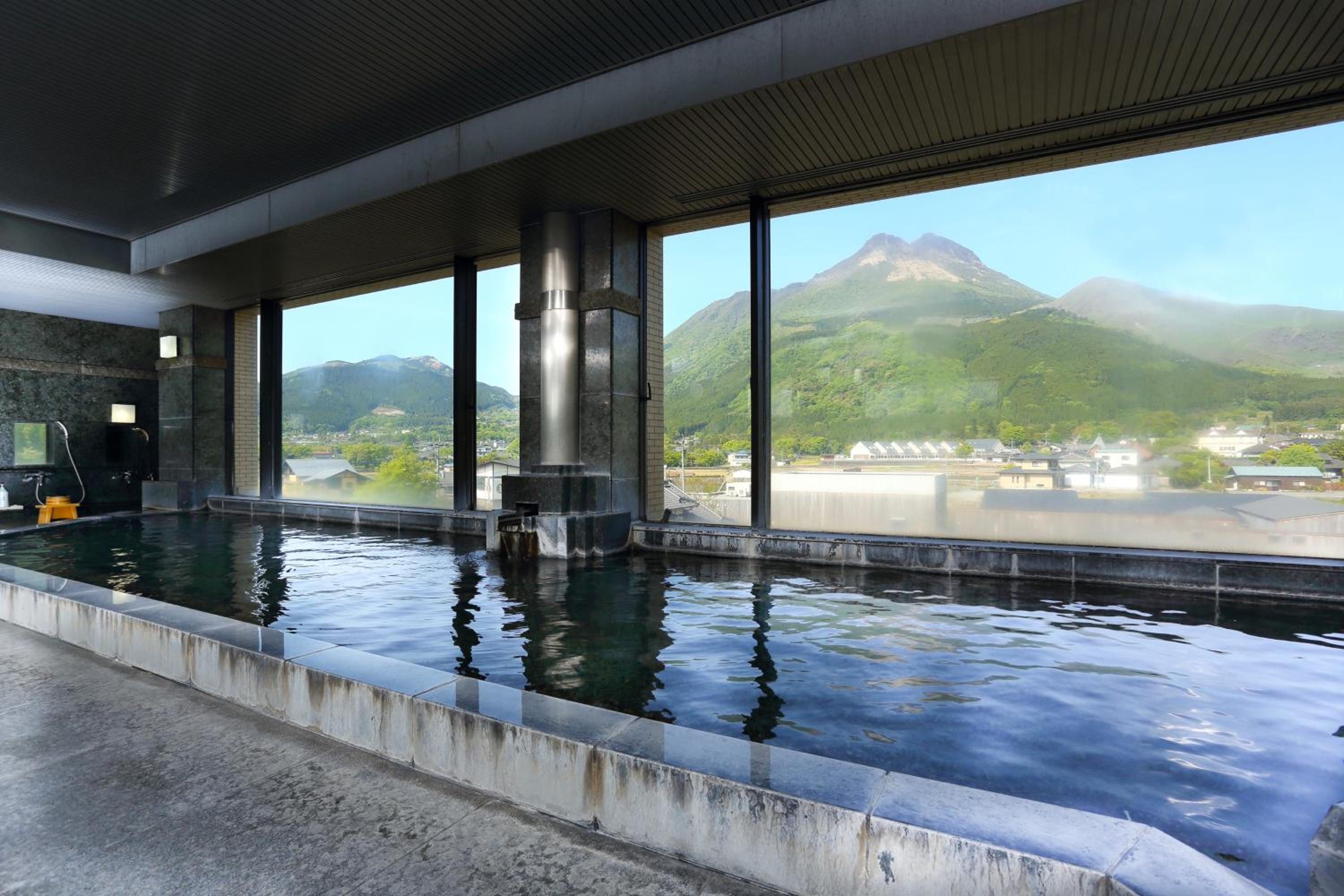 Yufuin Hotel Shuhokan