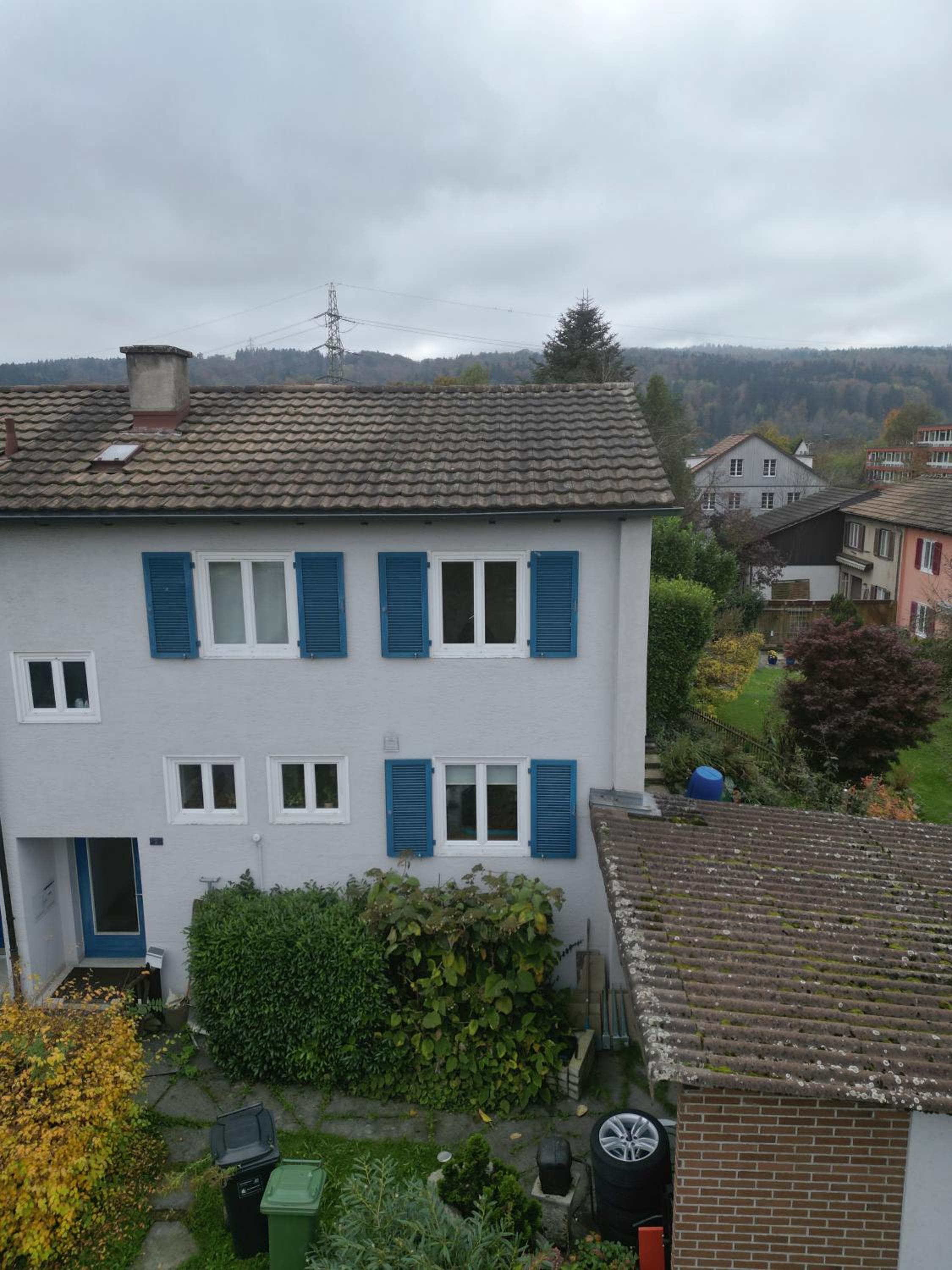 Small Double Room, bed 140x200cm, in very quiet and cosy house!