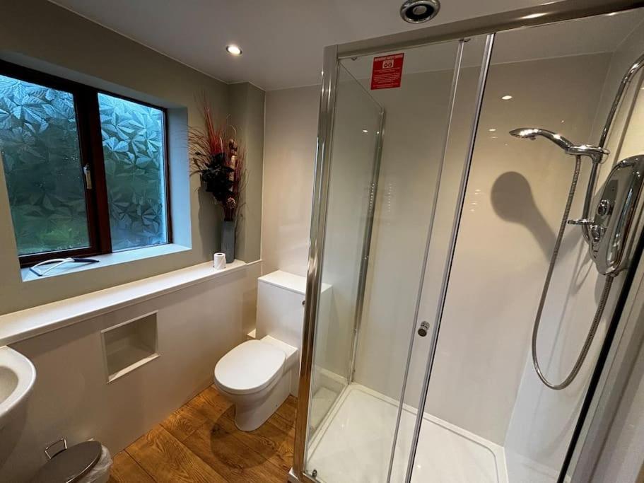 Dovera, private parking included, Bowness on Windermere view 2