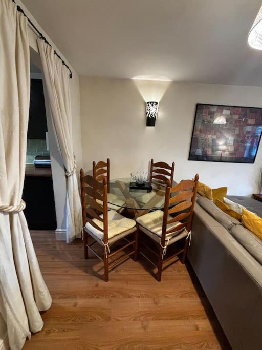 Dovera, private parking included, Bowness on Windermere view 5