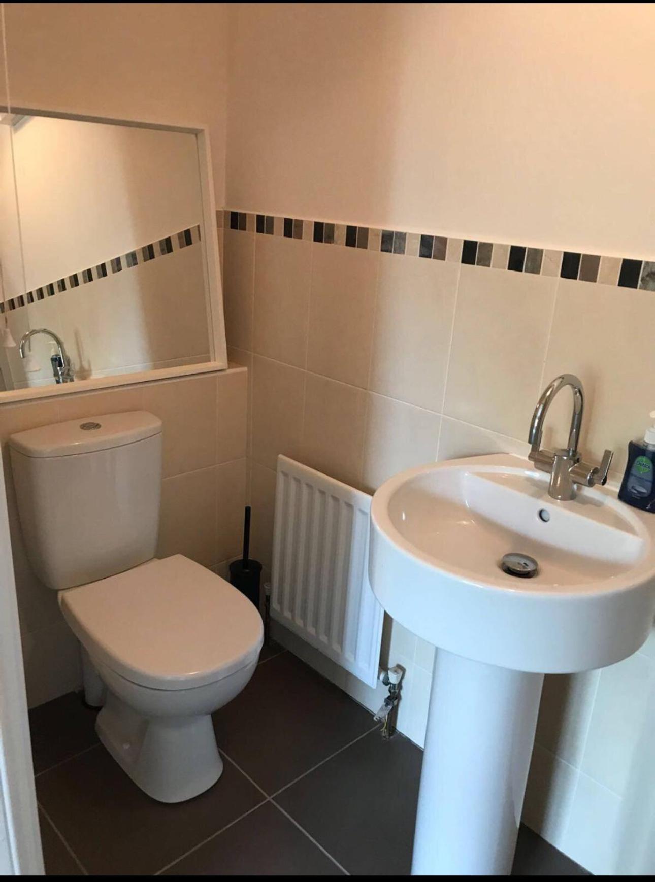 Portrush - 3 Bed - 2 Bath - Parking - Pet Friendly