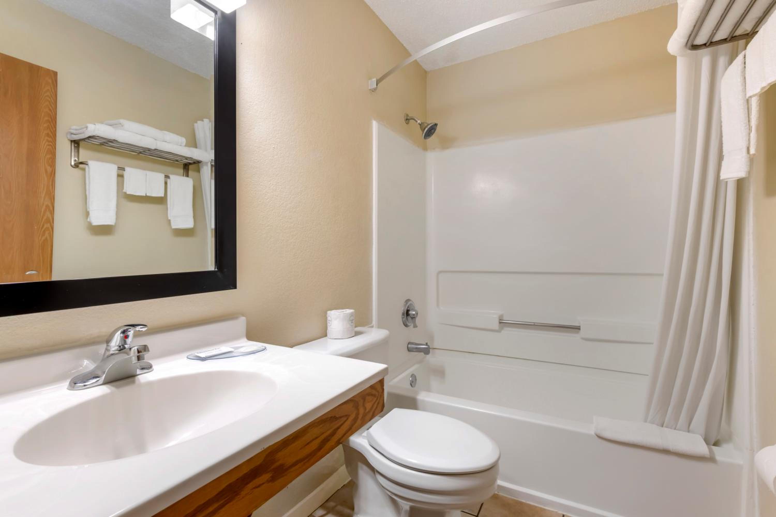 Harmony Inn - Property Image 19