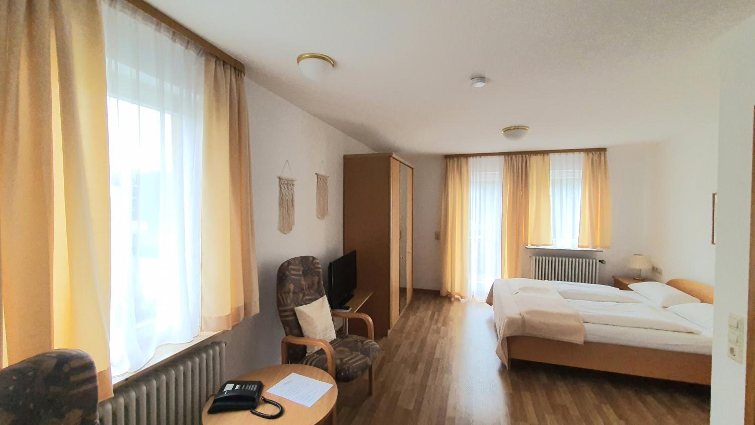Gästehaus Mäder - Dreiweltenkarte