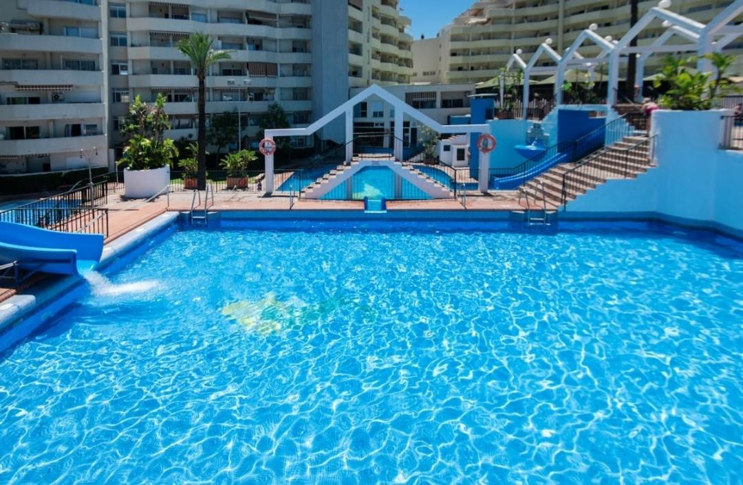 EL ESTUDIO DE LA PLAYA Sunny Holidays Benalbeach