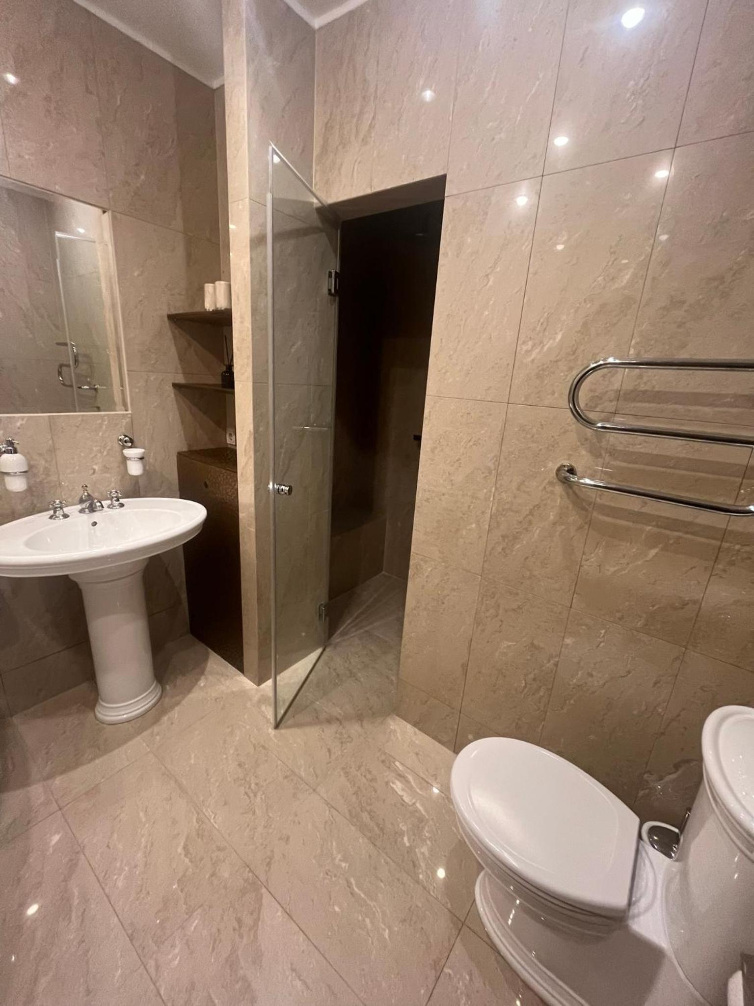 Tallinn Vacations - Tallinn Old Town spacious 112m2 and quiet luxury home - Property Image 19