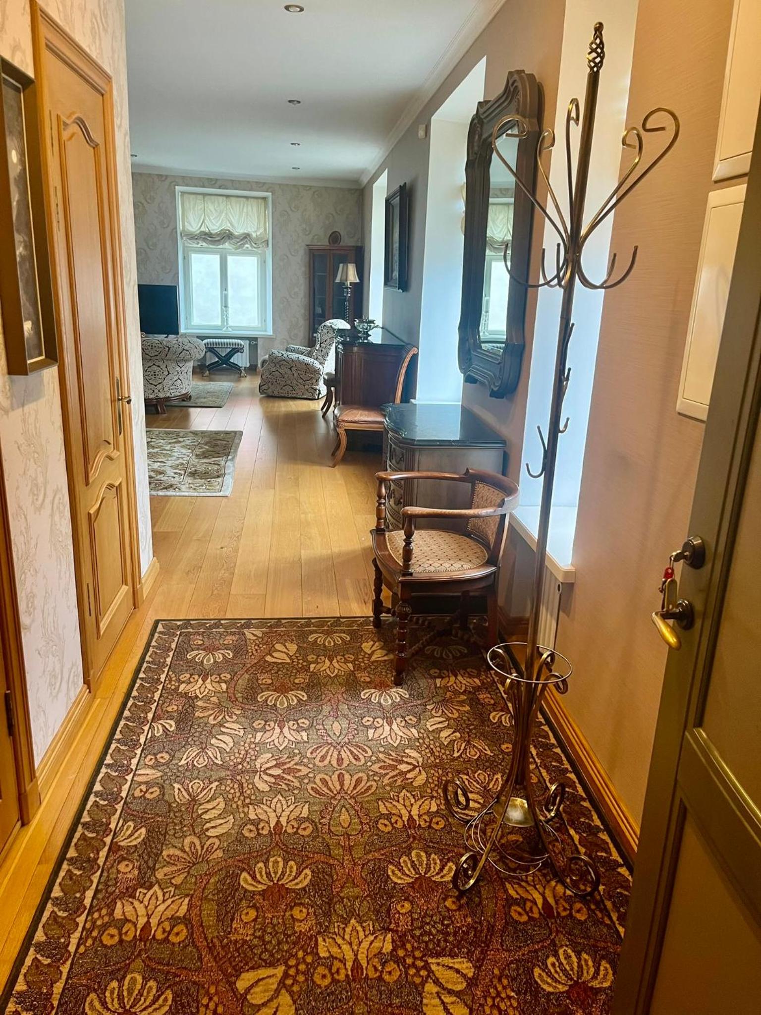 Tallinn Vacations - Tallinn Old Town spacious 112m2 and quiet luxury home - Property Image 14