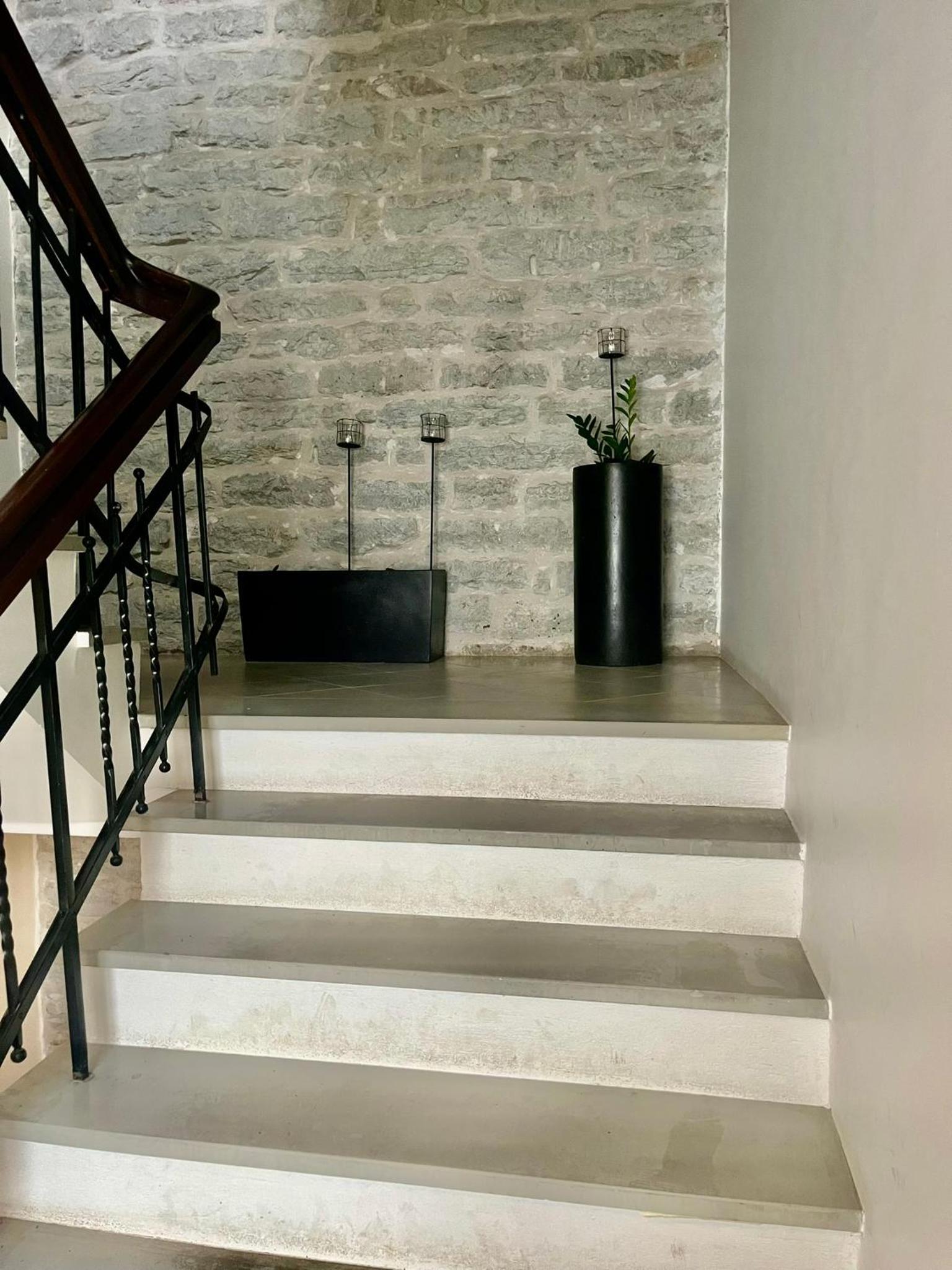 Tallinn Vacations - Tallinn Old Town spacious 112m2 and quiet luxury home - Property Image 2