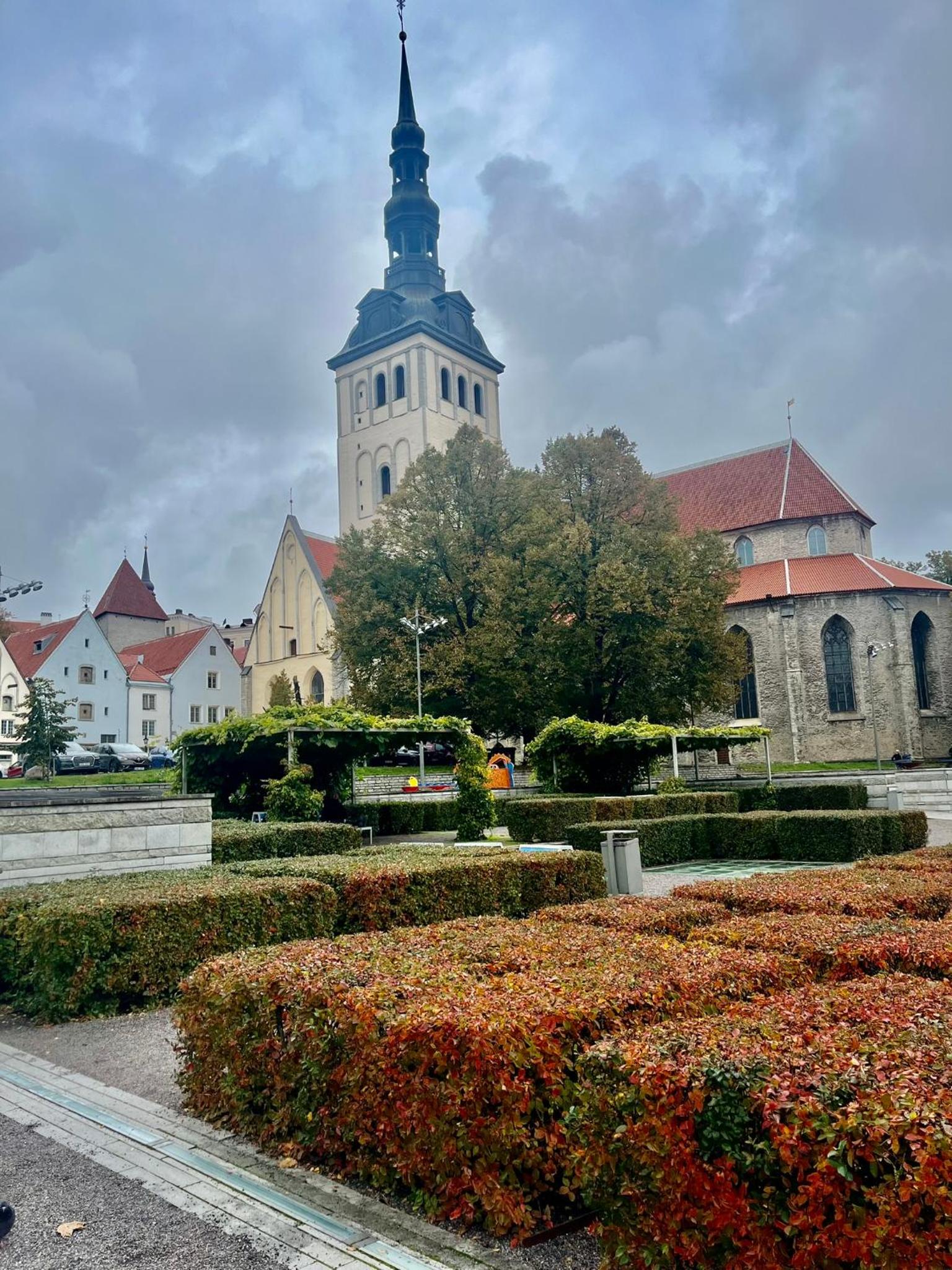 Tallinn Vacations - Tallinn Old Town spacious 112m2 and quiet luxury home - Property Image 10