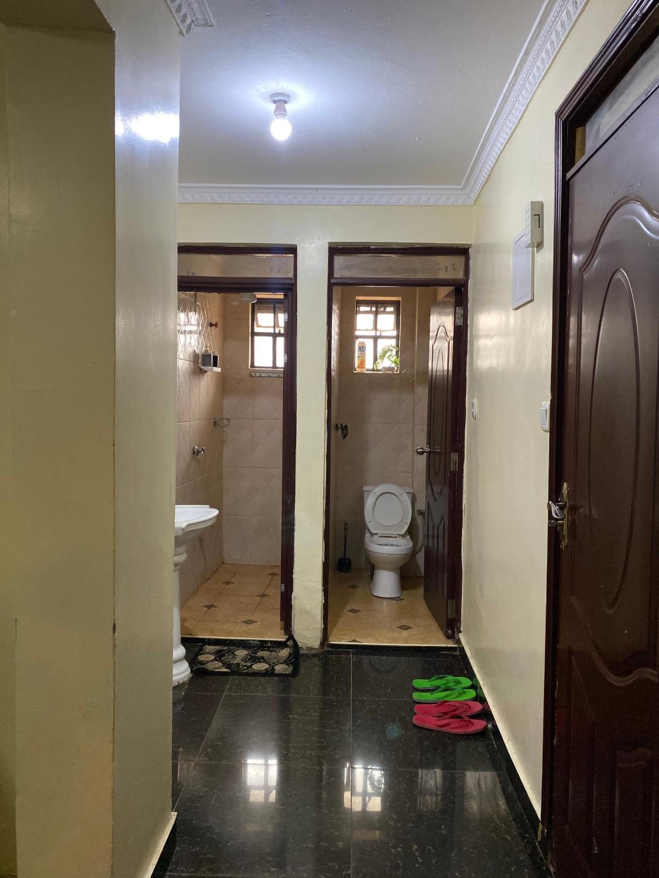 Cozy and Modern 2 Bedroom MIREMA view 5