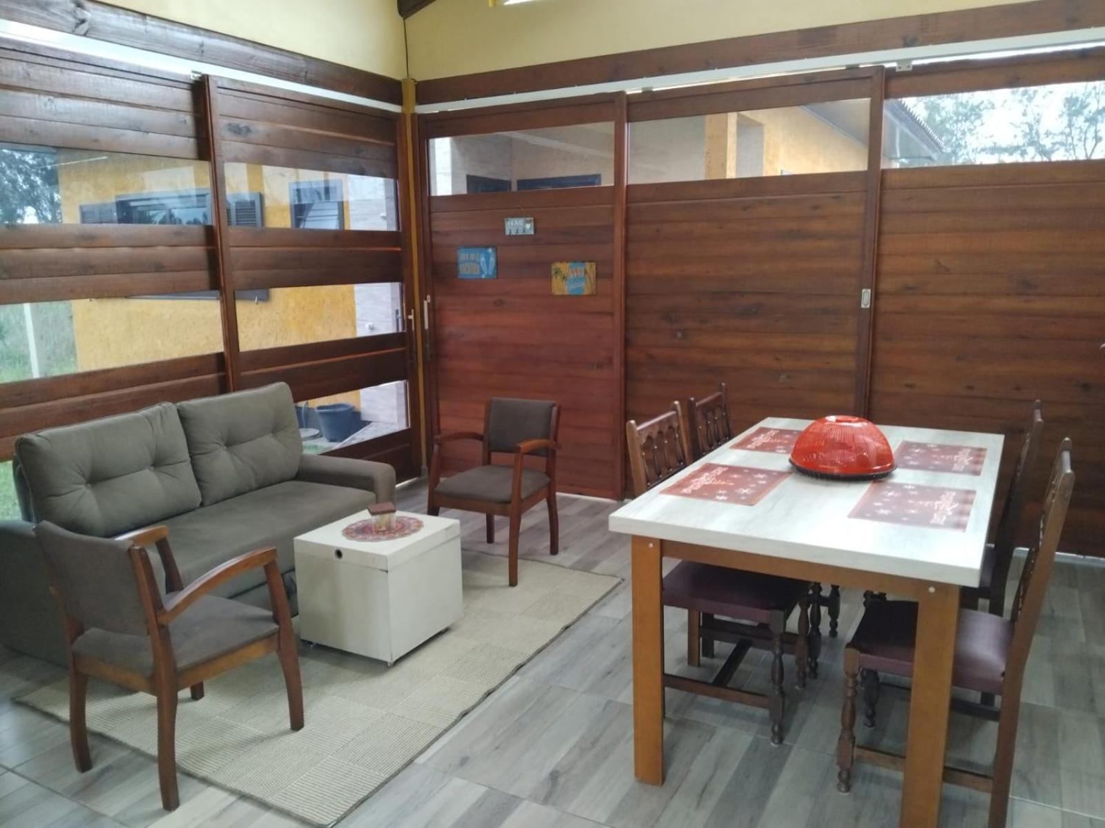 A Casa Amarela -Edícula Gaivota -Conforto e tranquilidade próximo ao mar