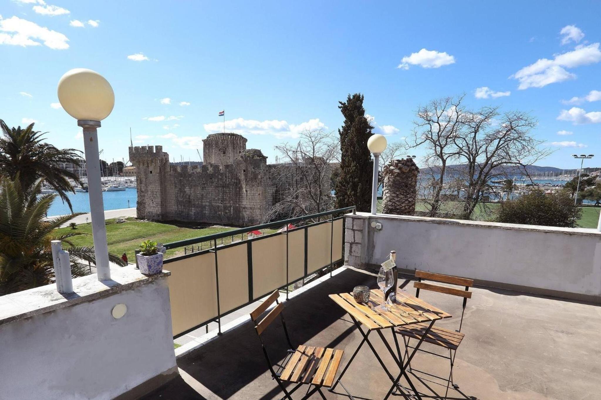 MY DALMATIA - M Apartment Trogir with free parking and roof terrace view 5