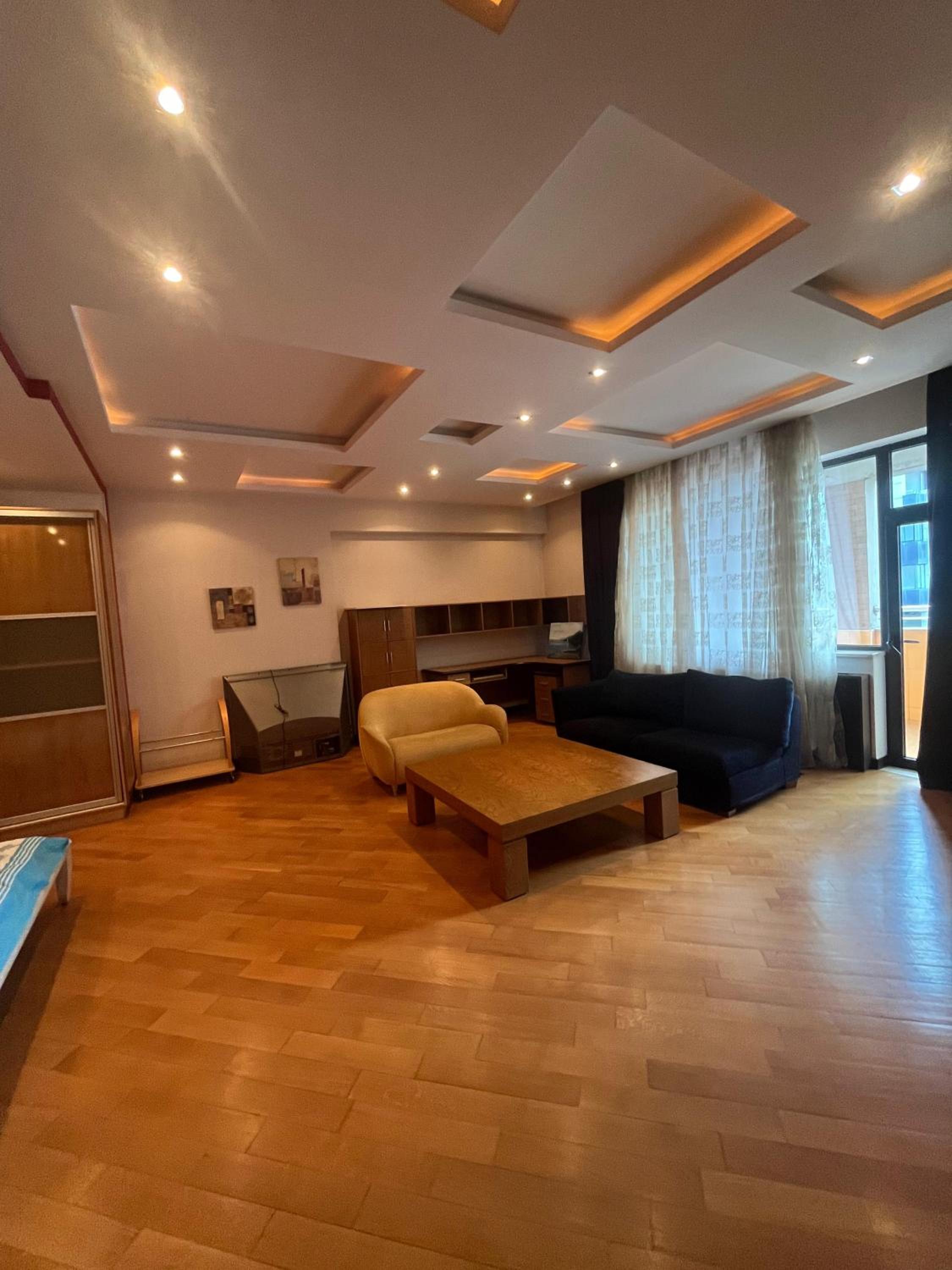 Star Apartments in Arena