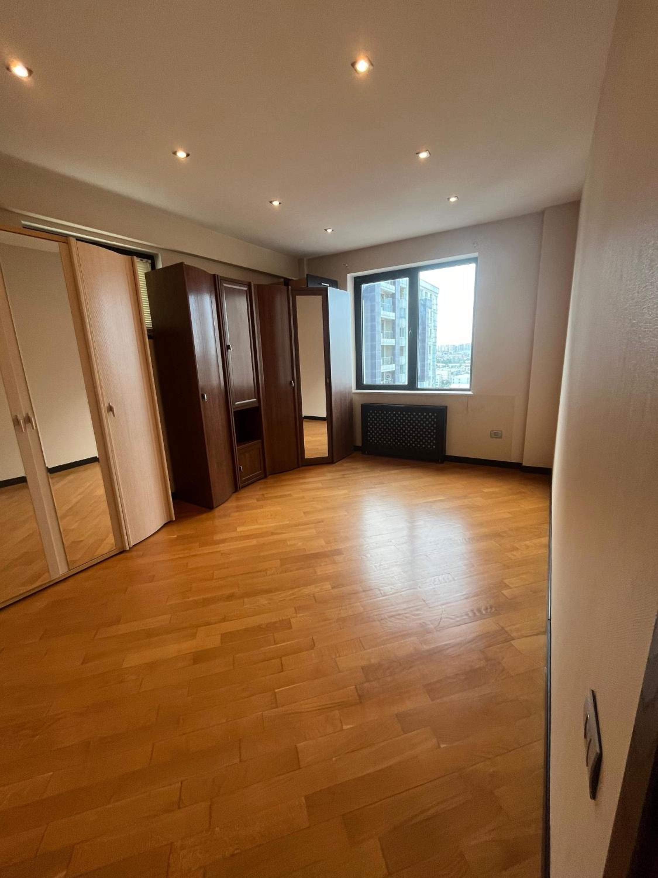 Star Apartments in Arena