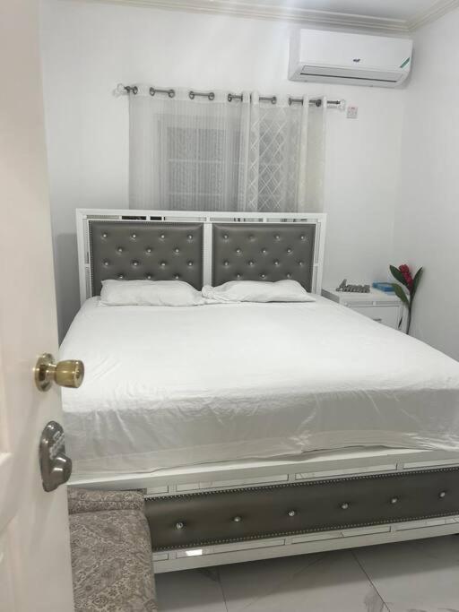 Sterling Villa's E & P Oasis view 3