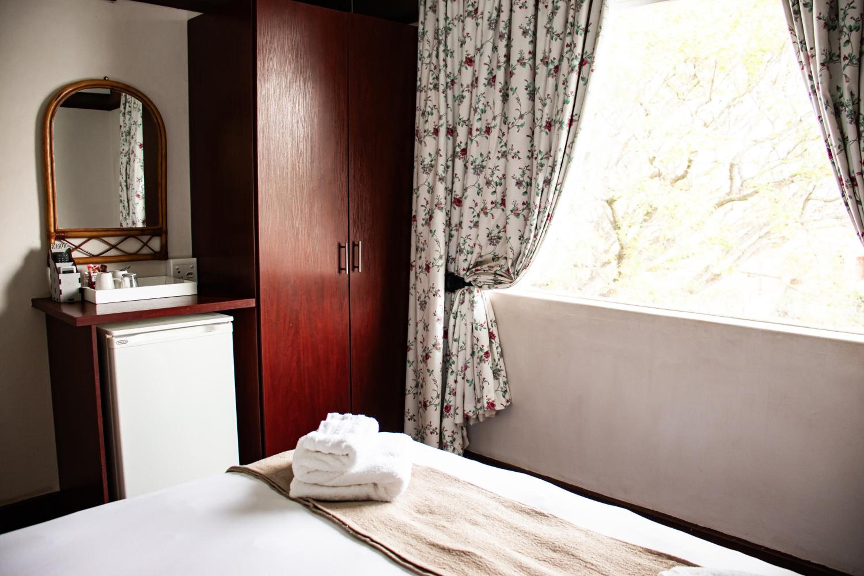 Colenso Lodge B&B view 5