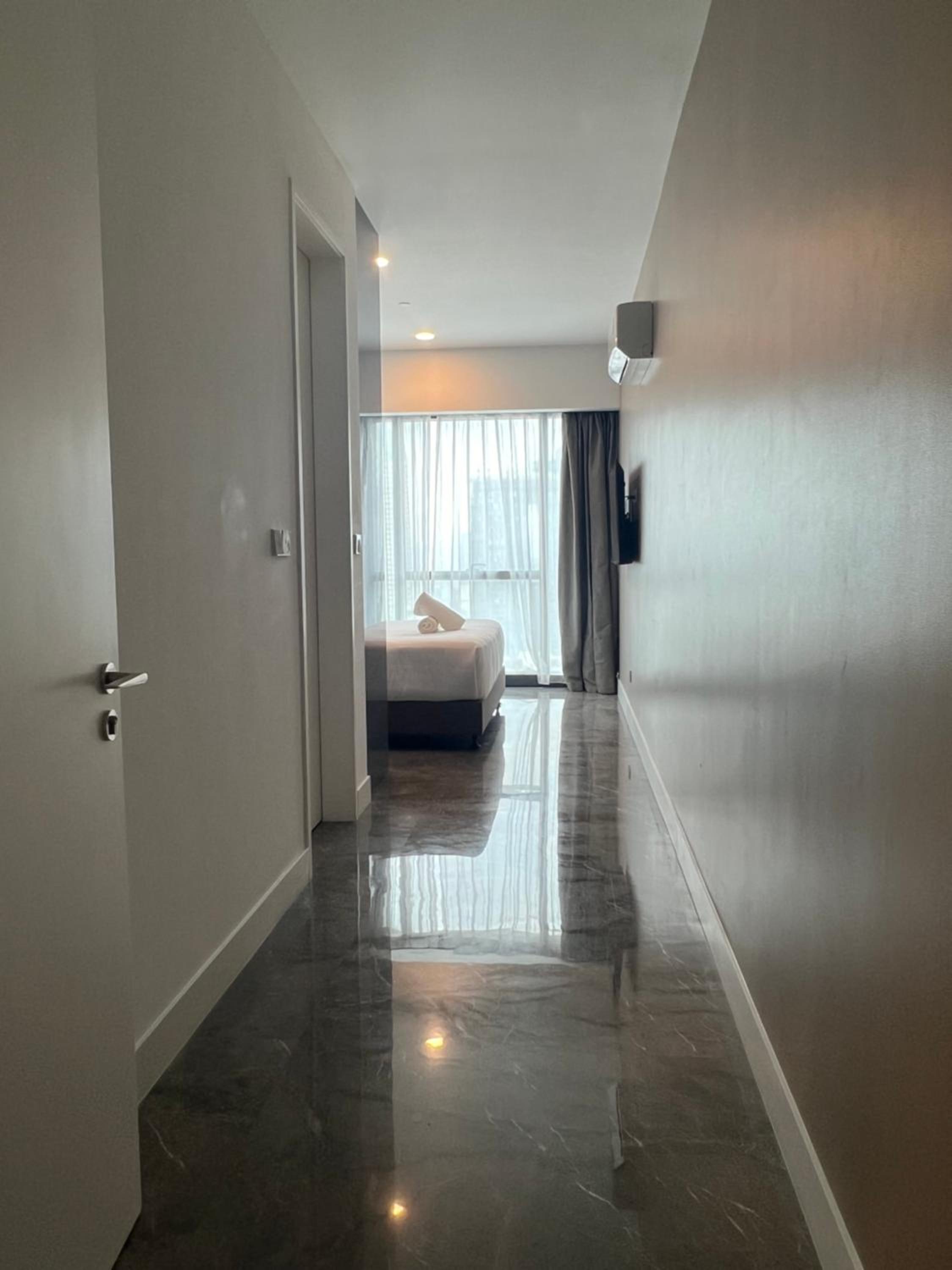 The Faced platinum By ASTRIA Suites