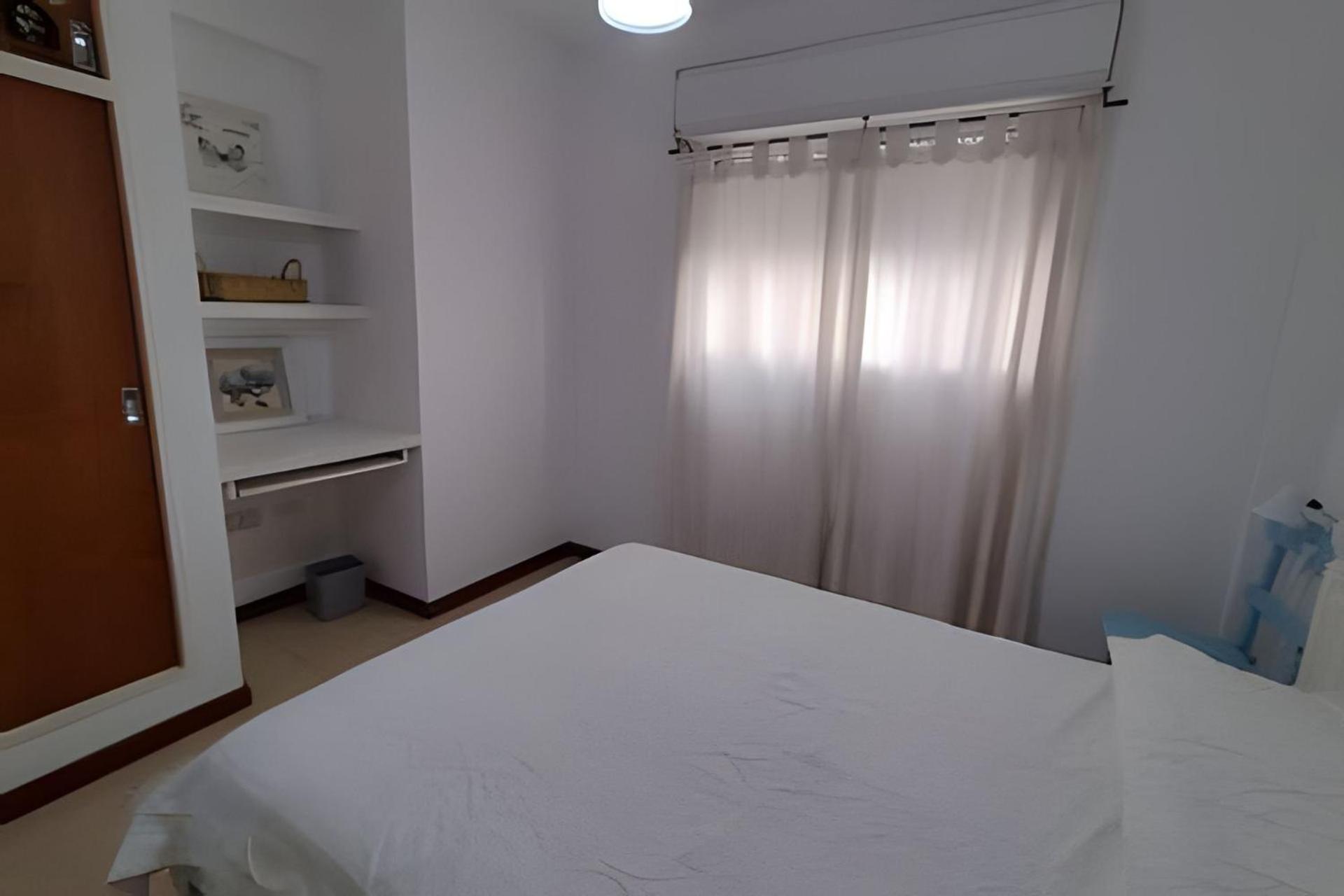 Departamento Moderno en El Centro de la Ciudad, cerca del Hospital Cullen.