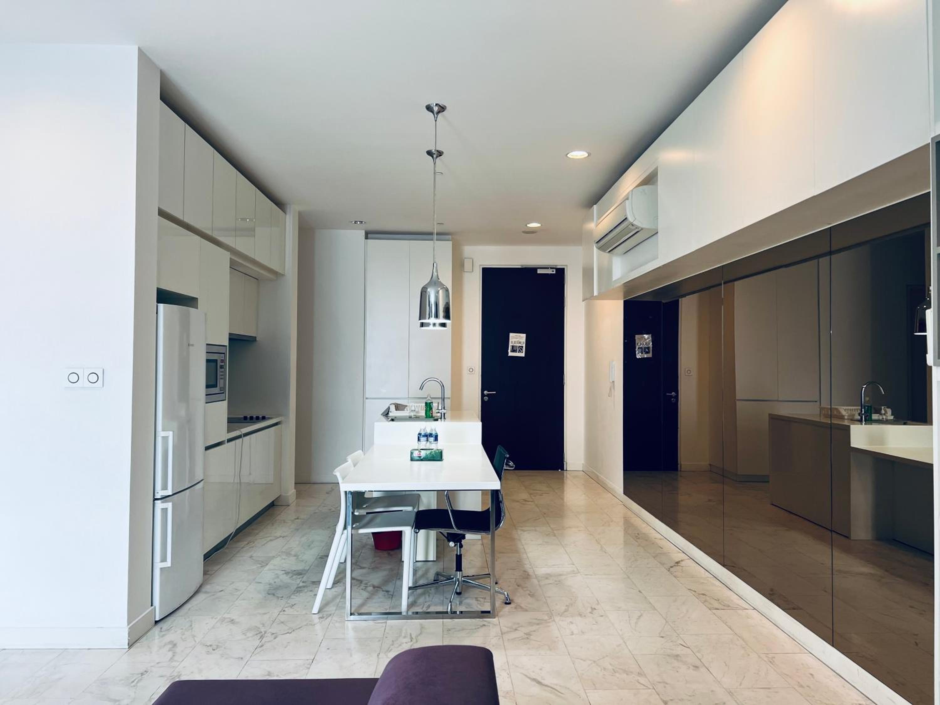 The Faced platinum By ASTRIA Suites