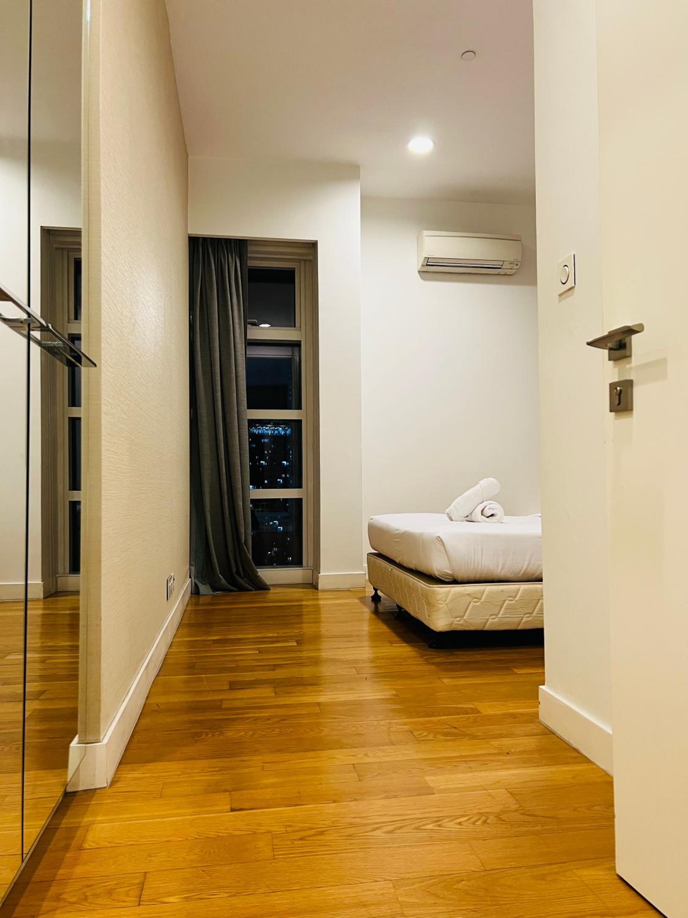The Faced platinum By ASTRIA Suites