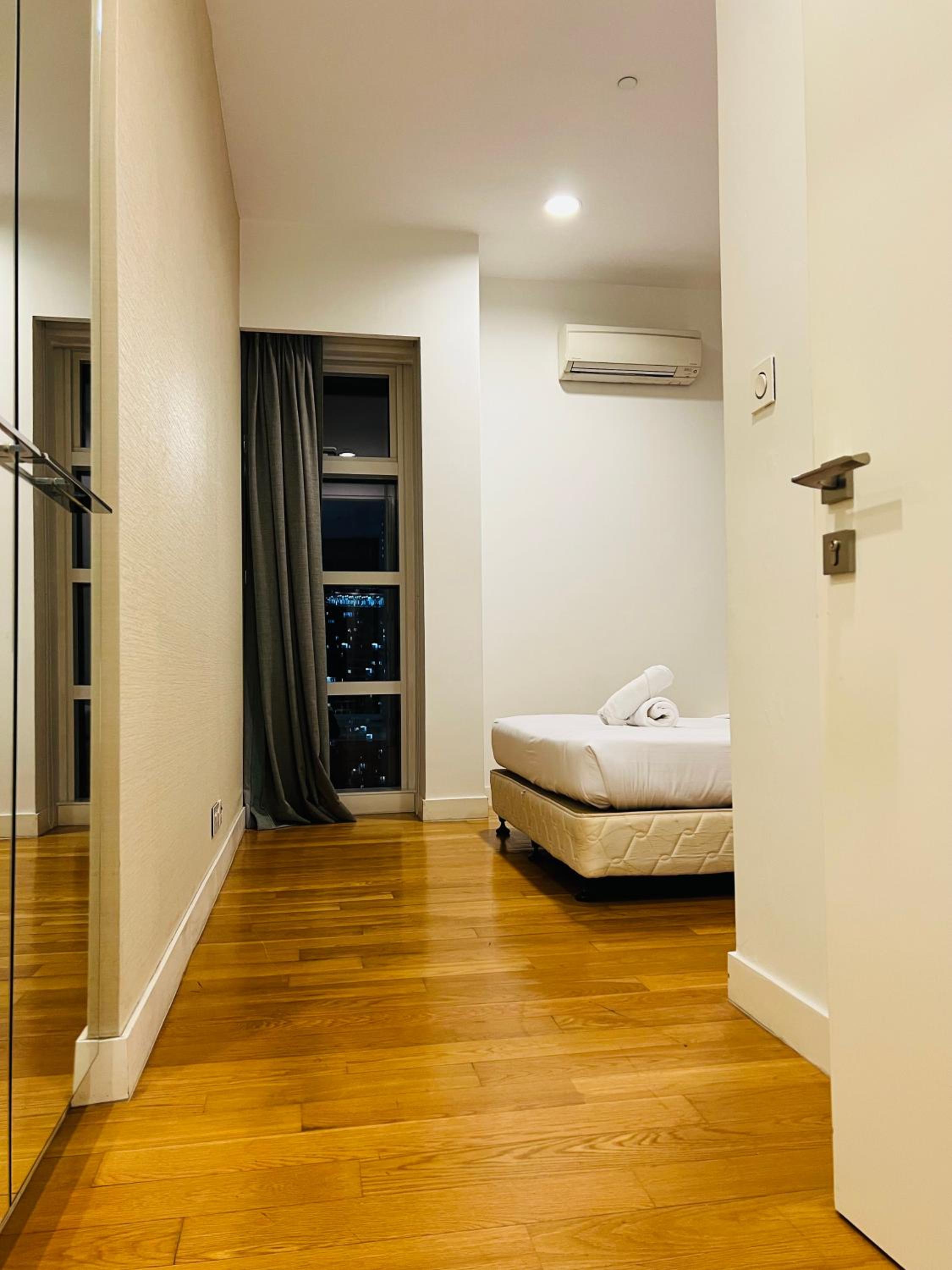 The Faced platinum By ASTRIA Suites