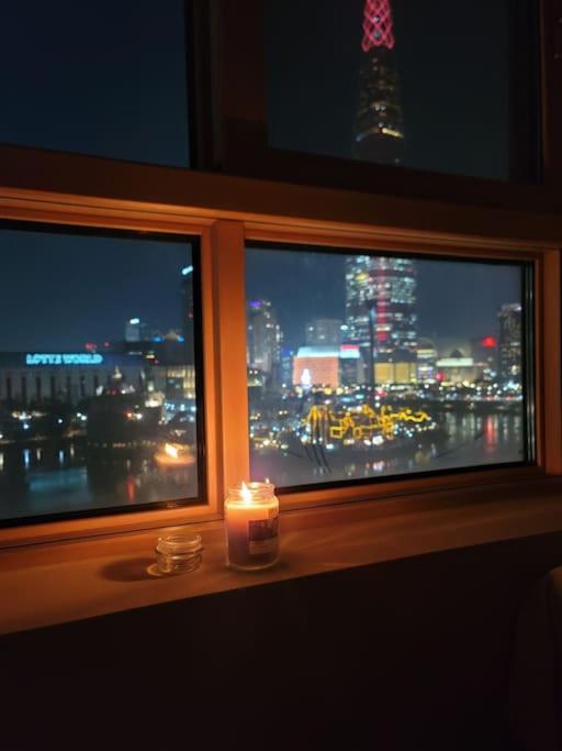 Comfortable Duplex House with City Lake View #SeokchonLakeView #LotteWorld view 2