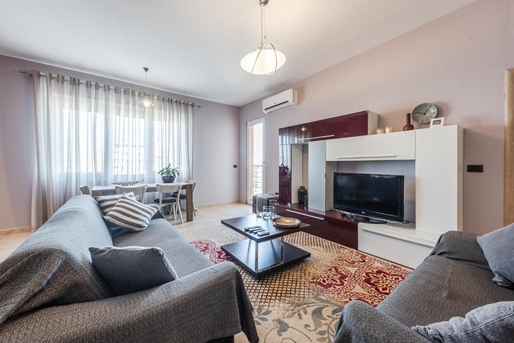 Main square apartment